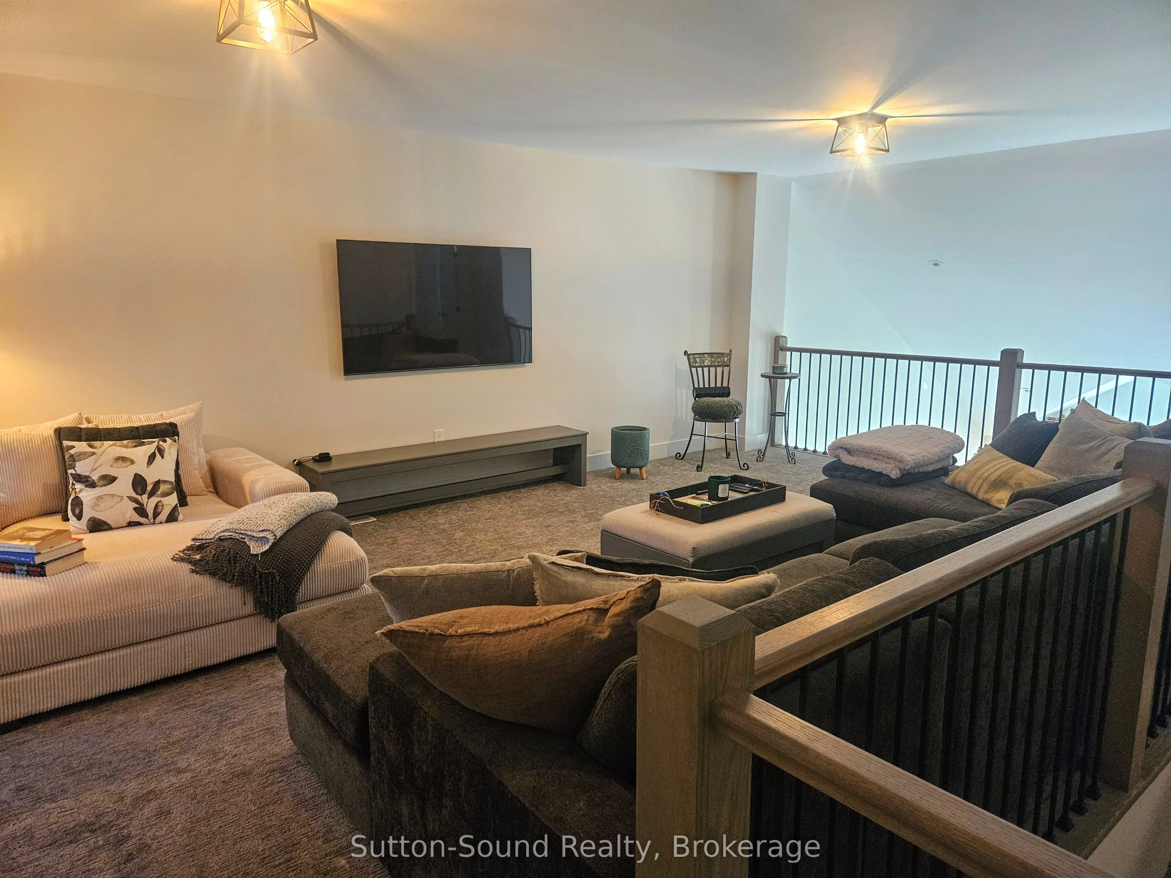303 Sandpiper Lane