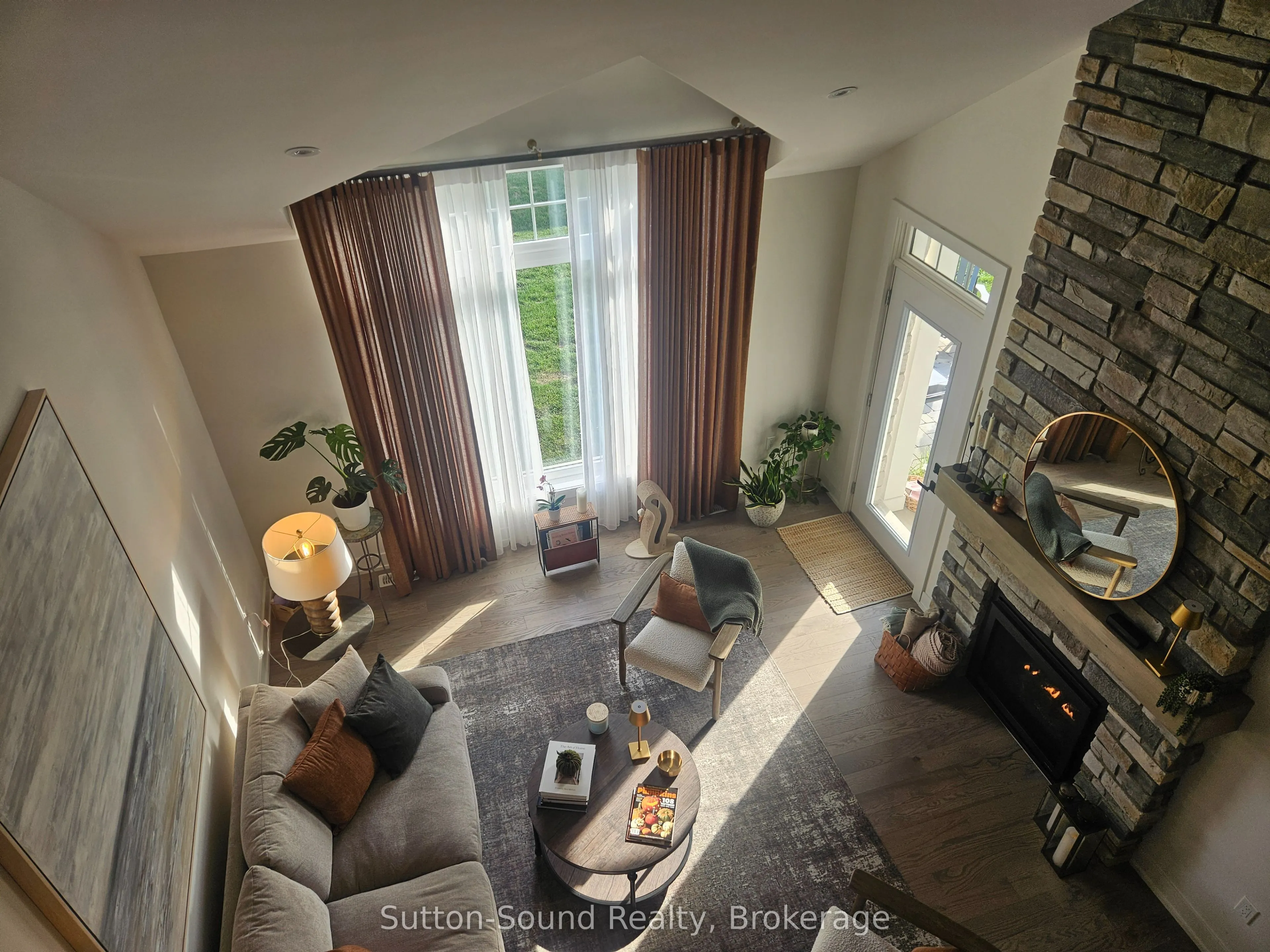 303 Sandpiper Lane