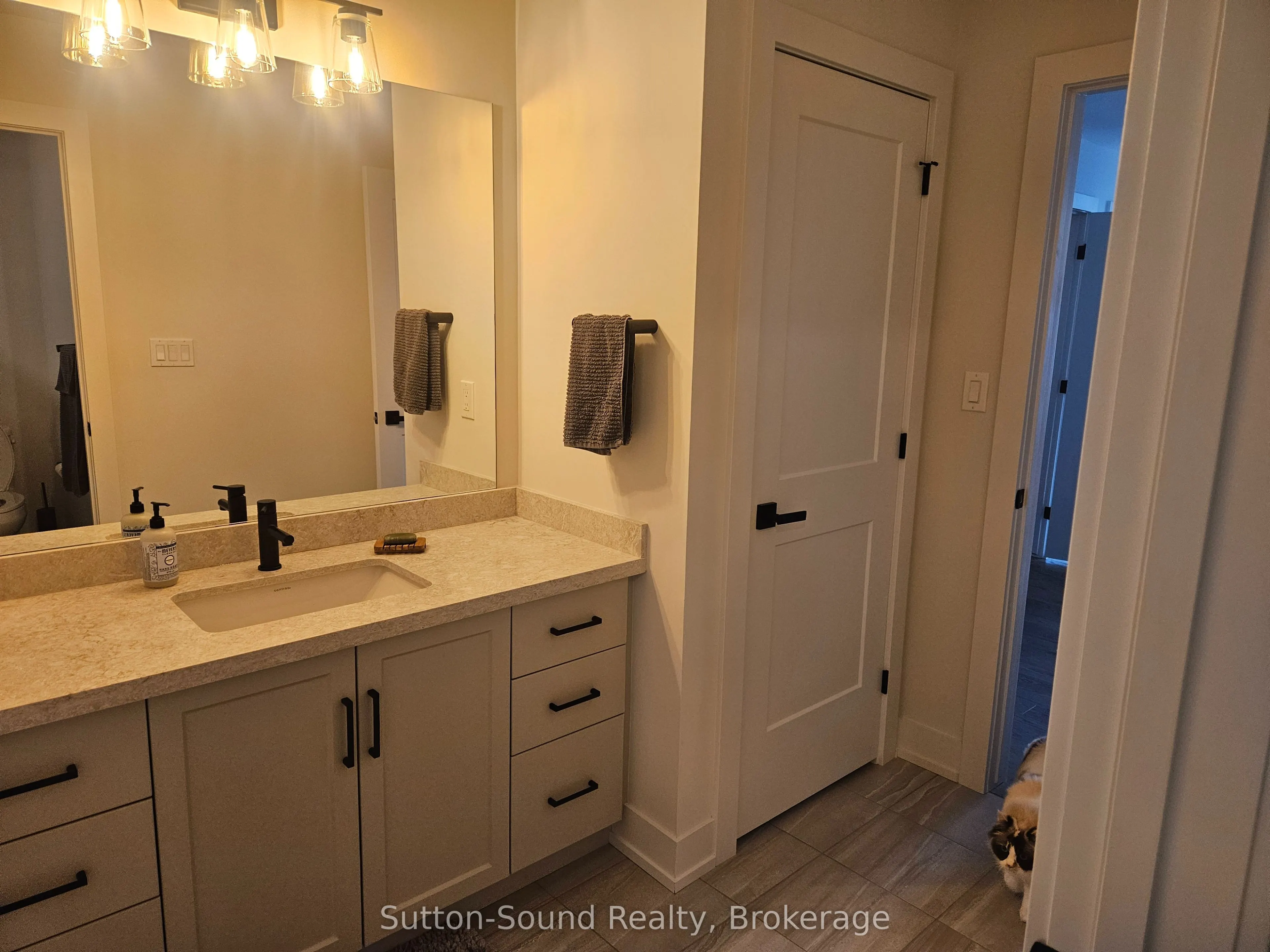 303 Sandpiper Lane