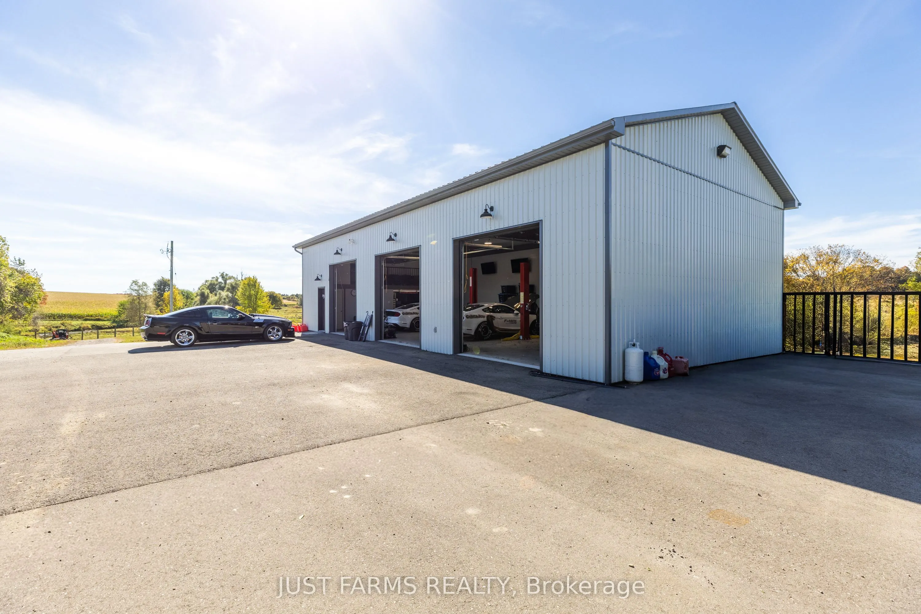 844 Concession 8 Road