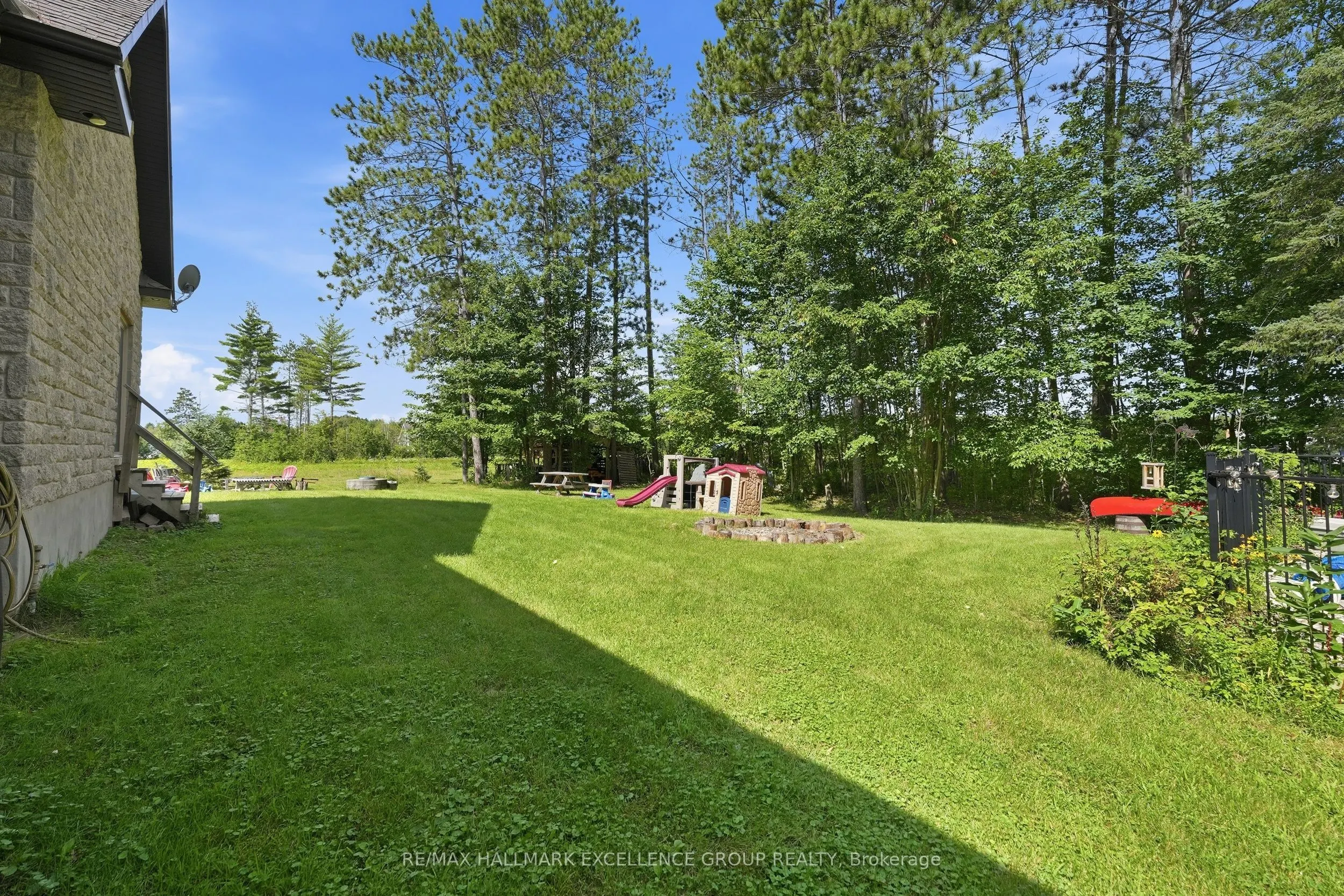 1363 Du Golf Road