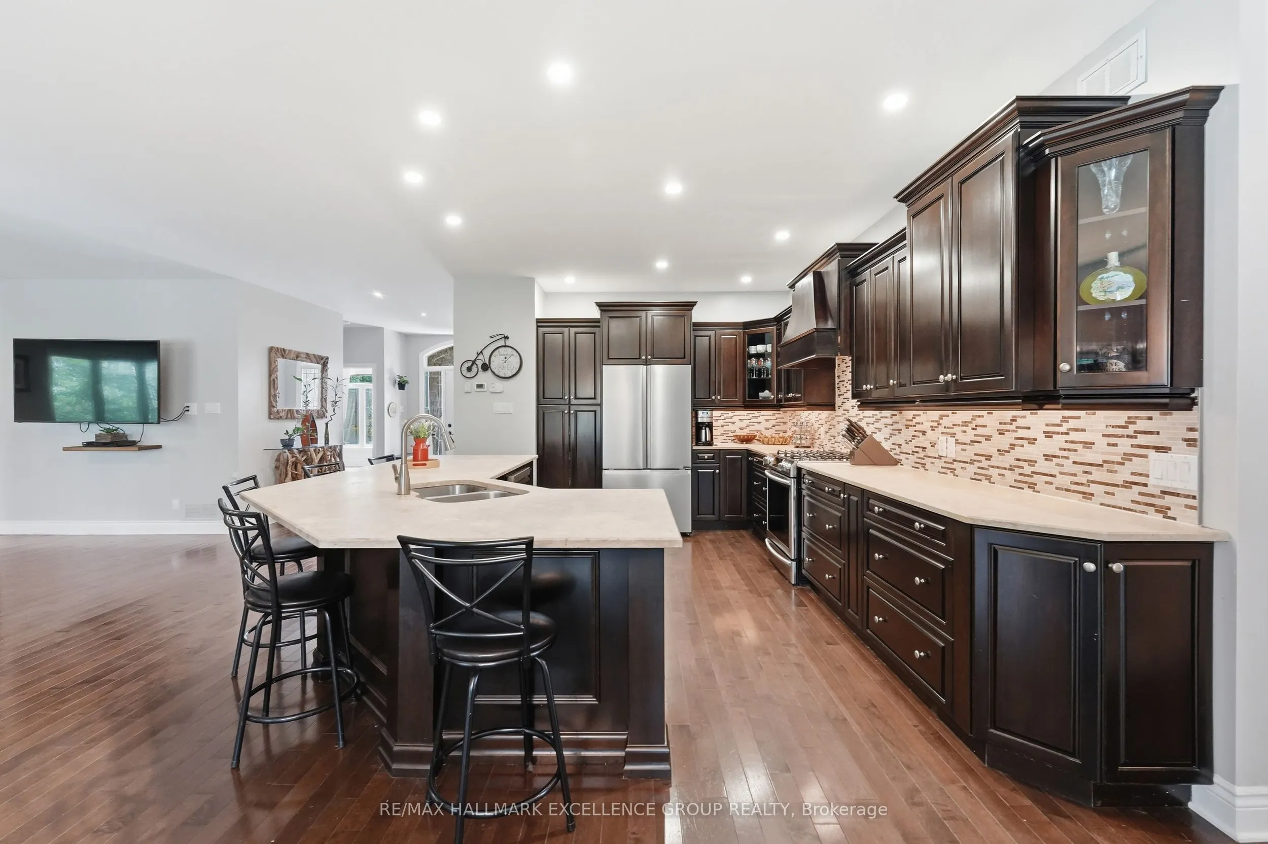 1363 Du Golf Road