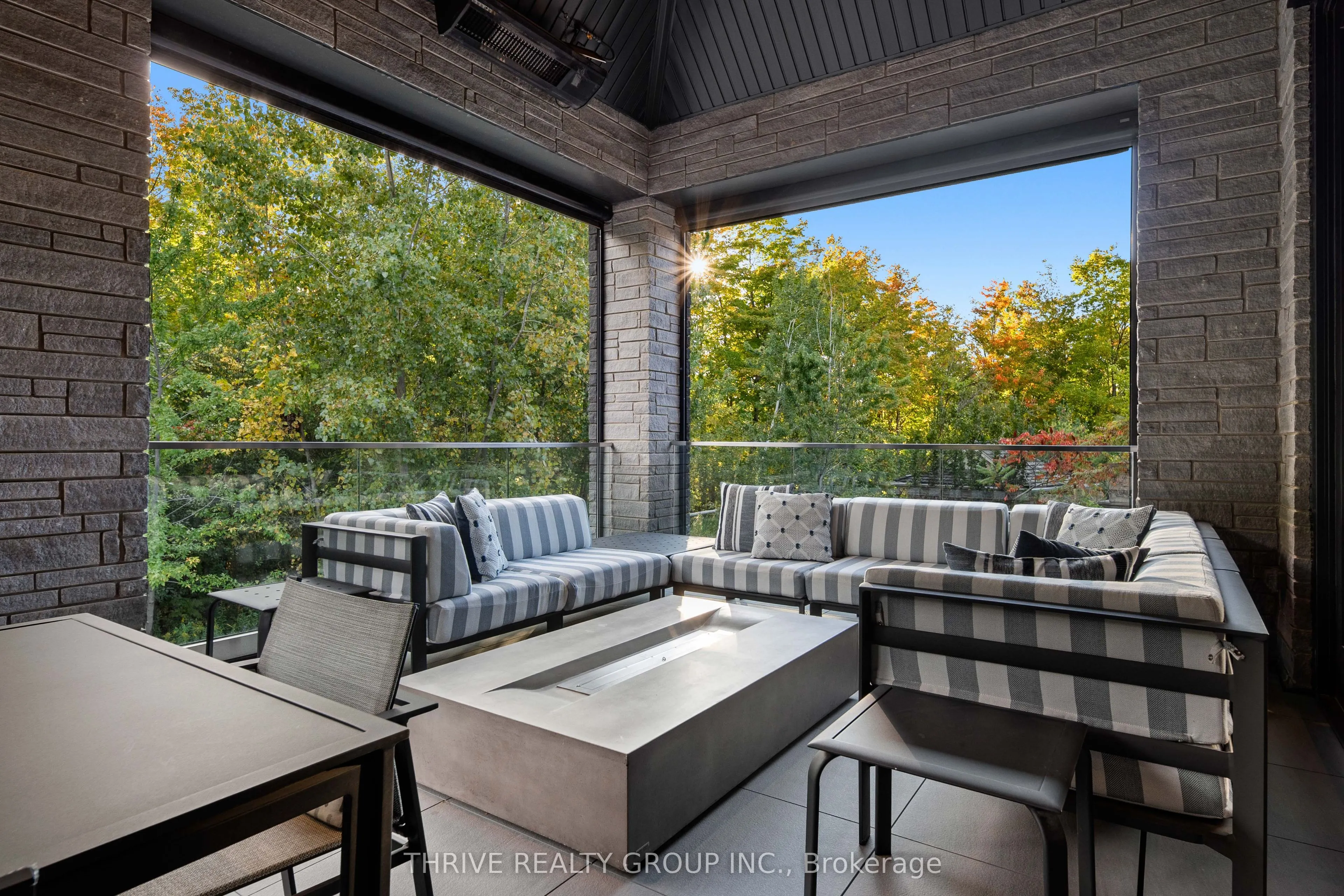 2339 Waterside Court