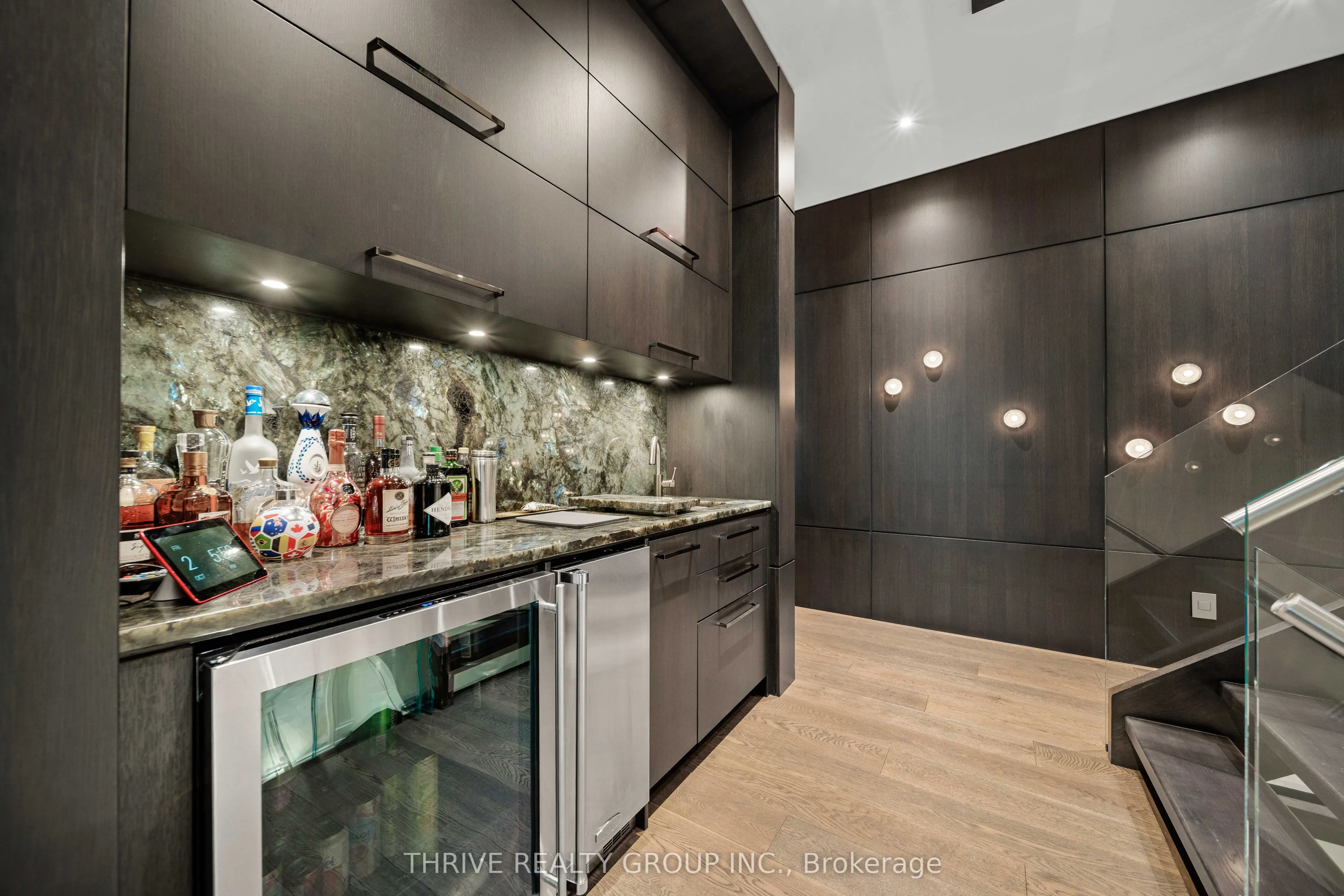 2339 Waterside Court