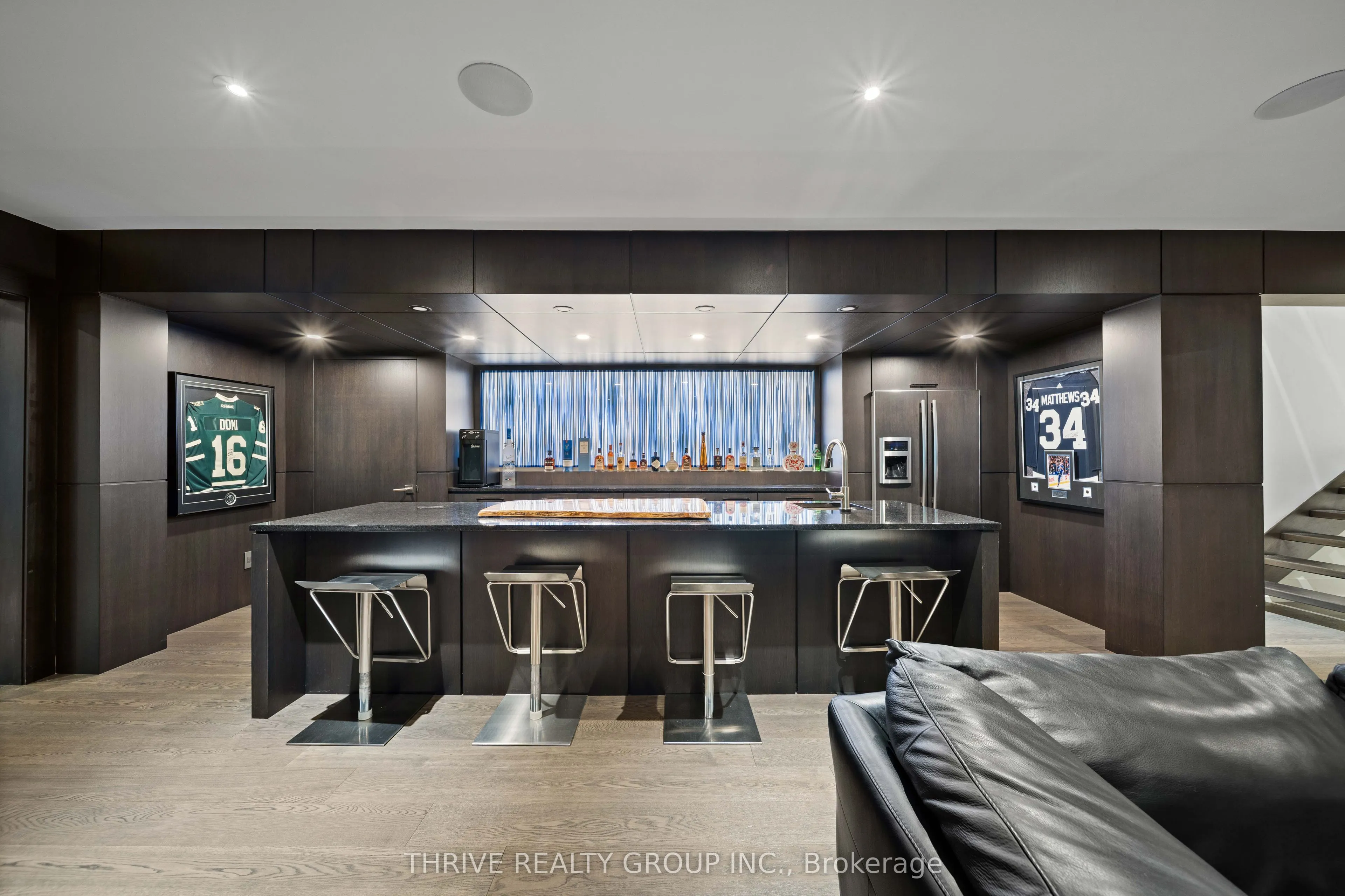 2339 Waterside Court