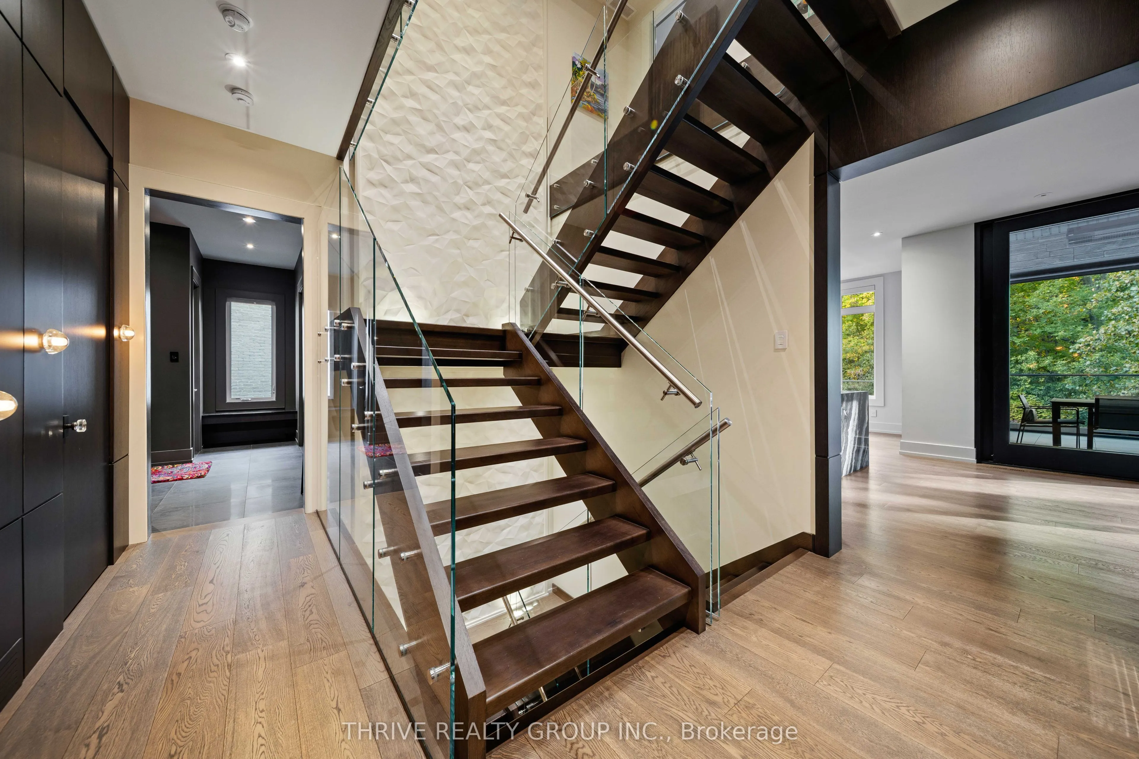 2339 Waterside Court