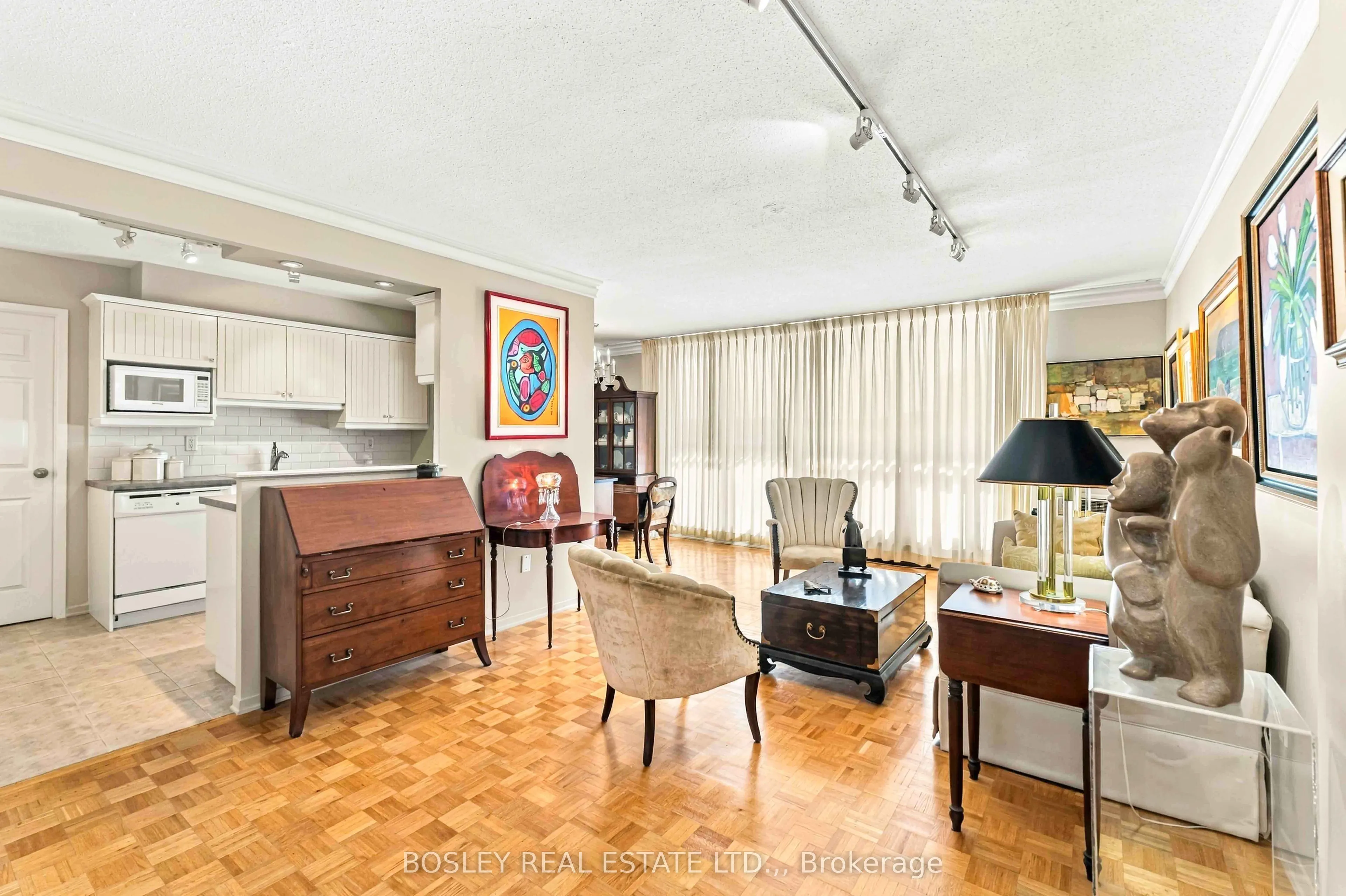 15 Towering Heights Boulevard #1