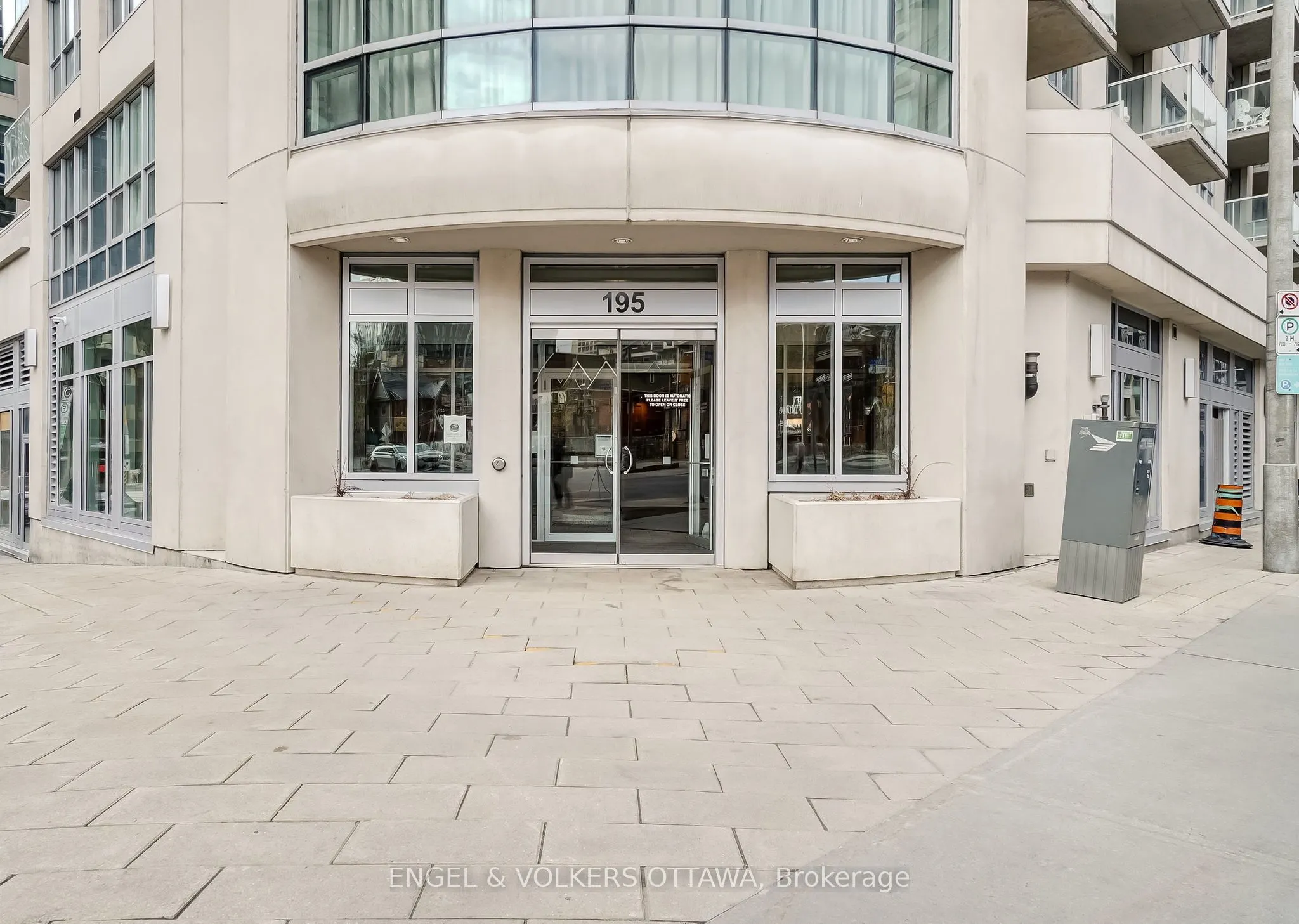 195 Besserer Street #1407