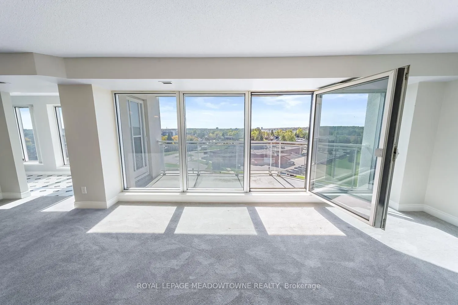 190 Hespeler Road #404