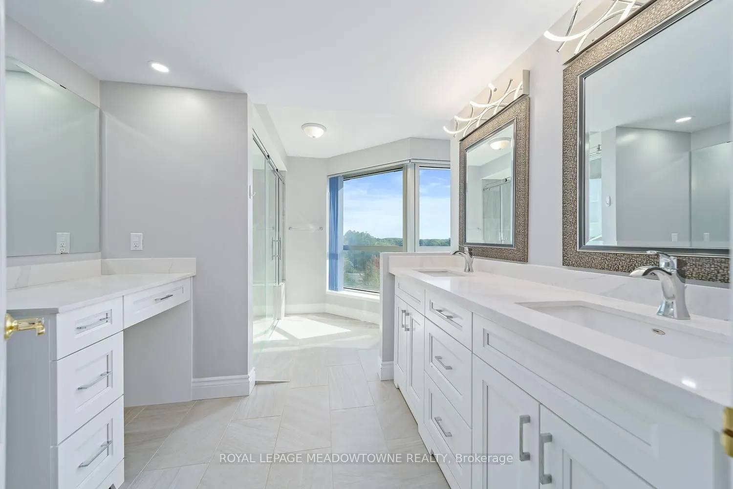 190 Hespeler Road #404