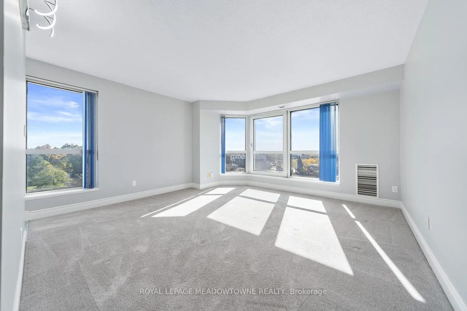 190 Hespeler Road #404