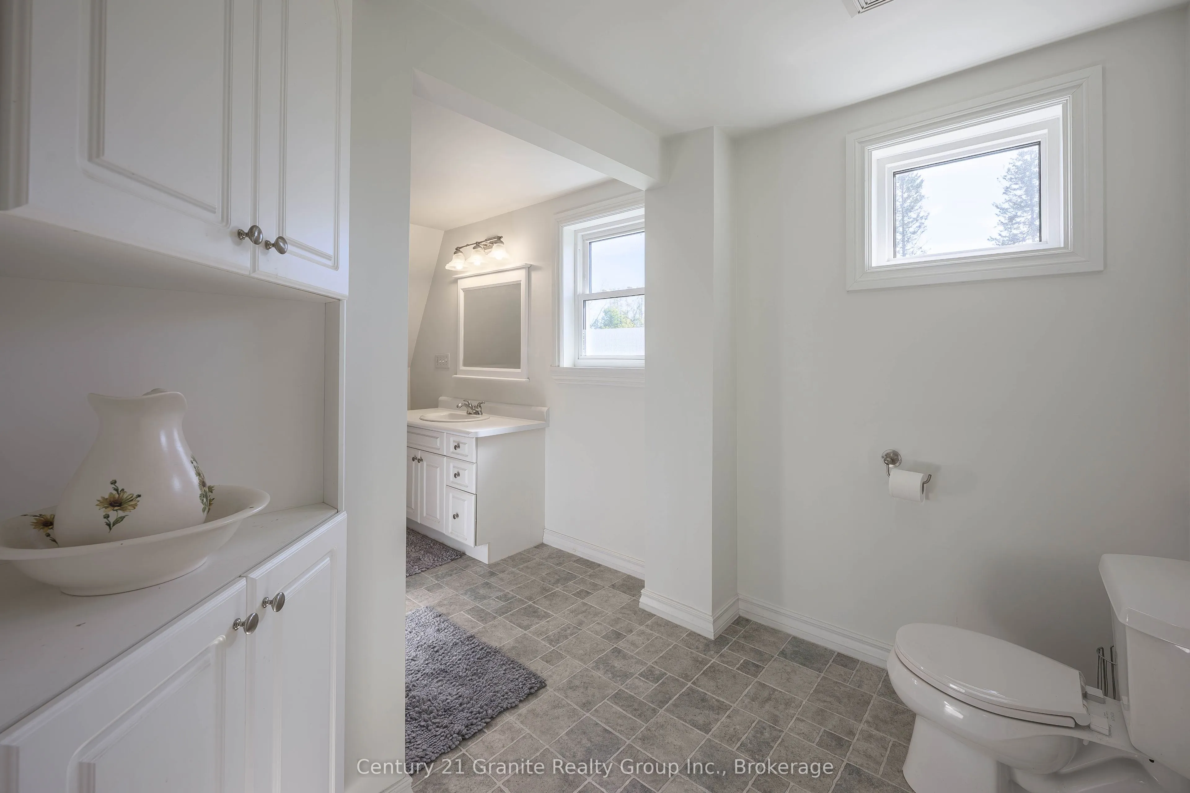 224 Burnt River Road