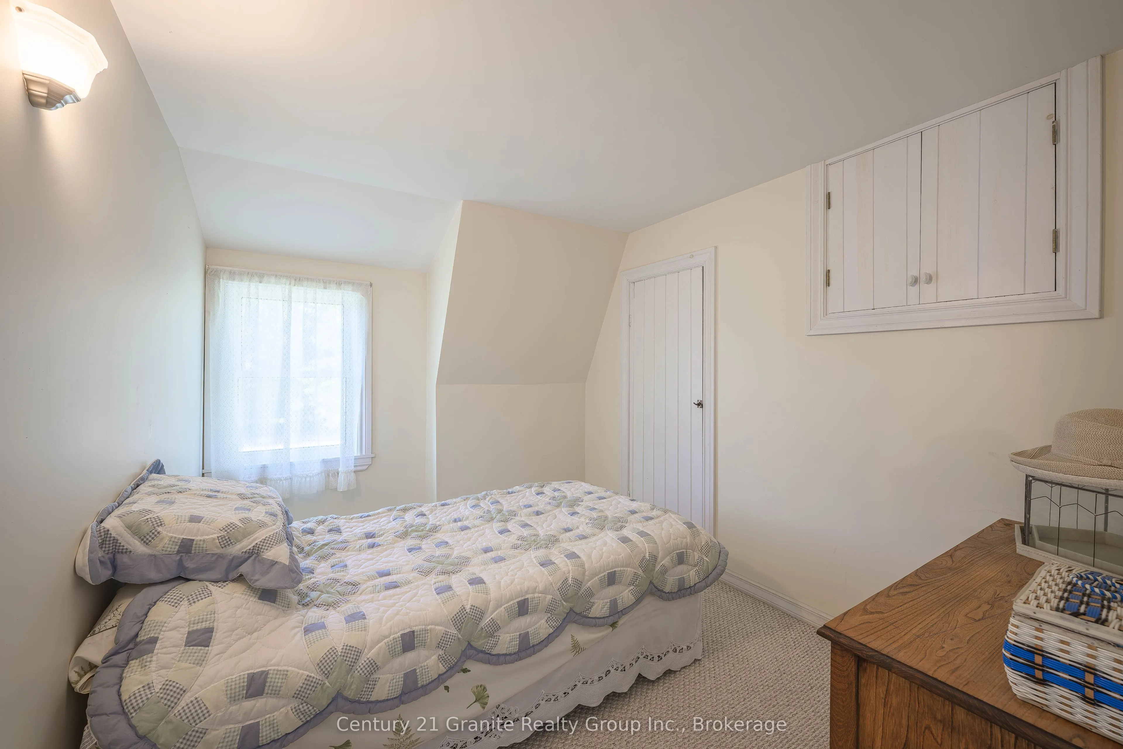 224 Burnt River Road