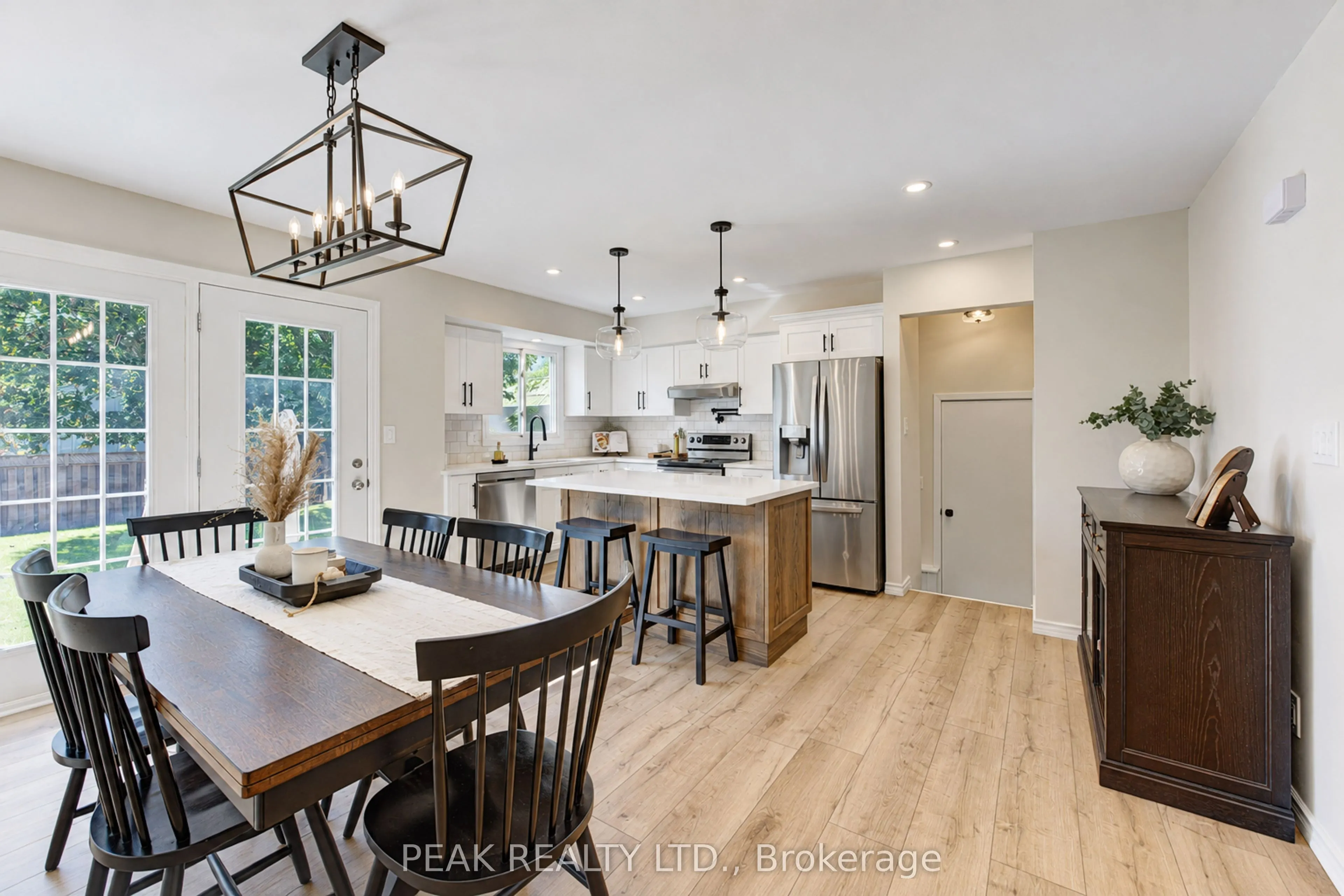 23 Jacob Street W