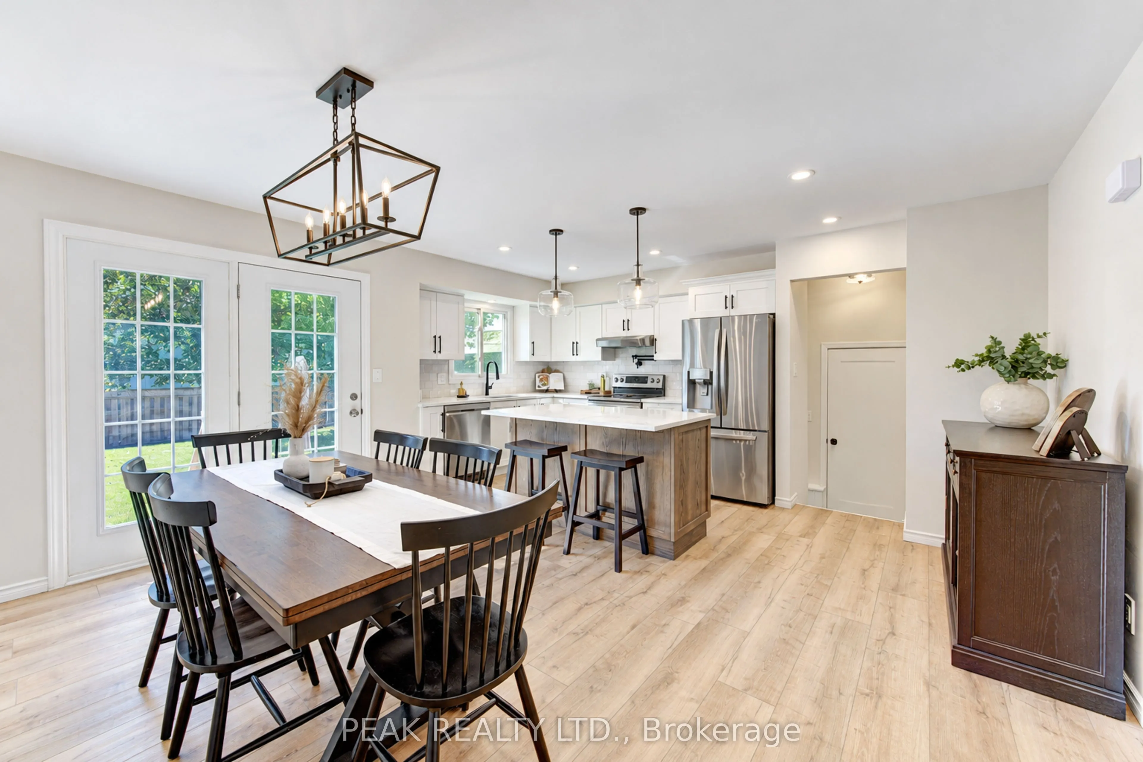 23 Jacob Street W