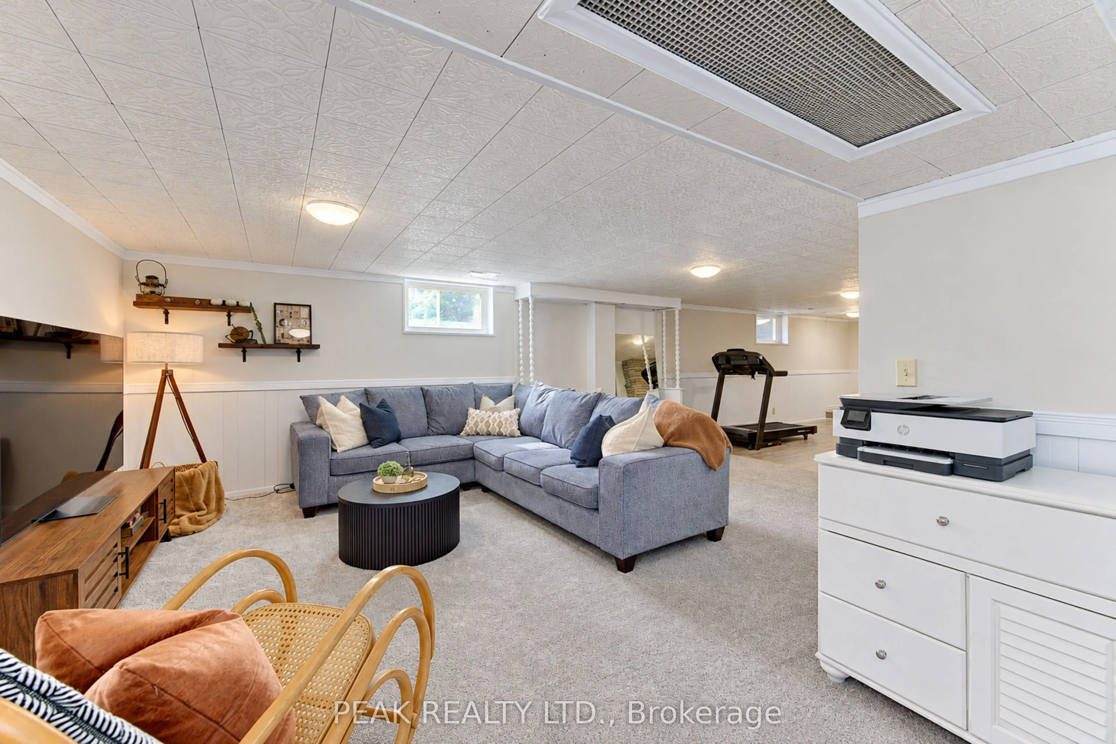 23 Jacob Street W