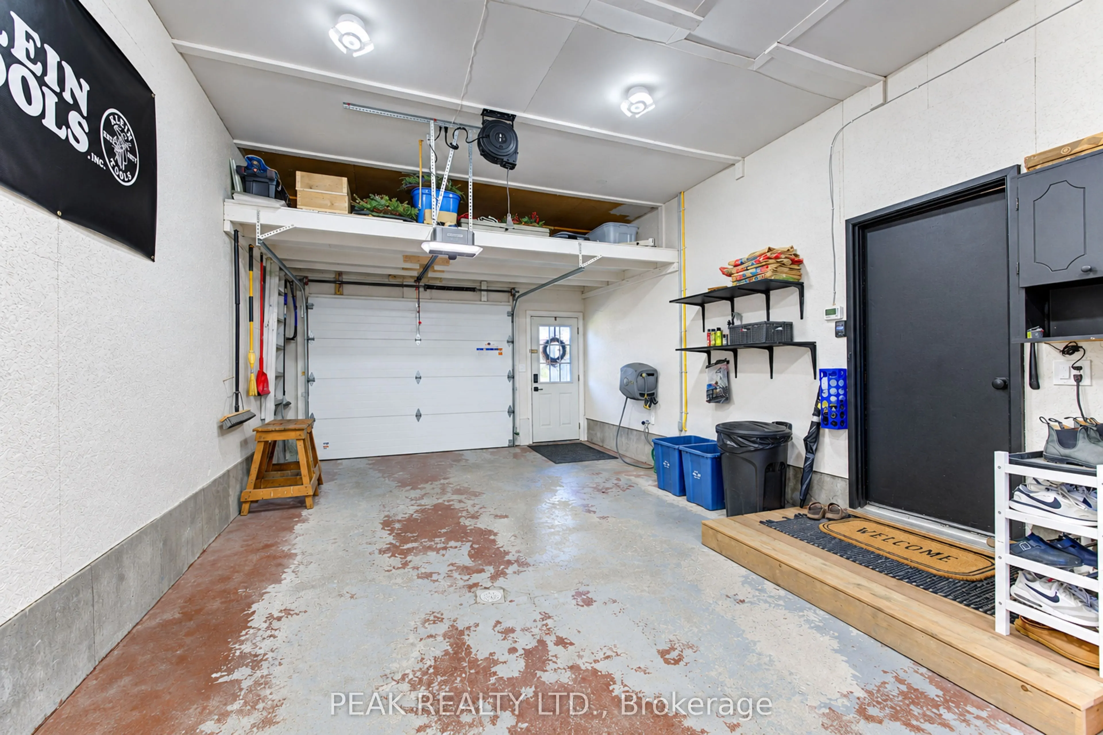 23 Jacob Street W