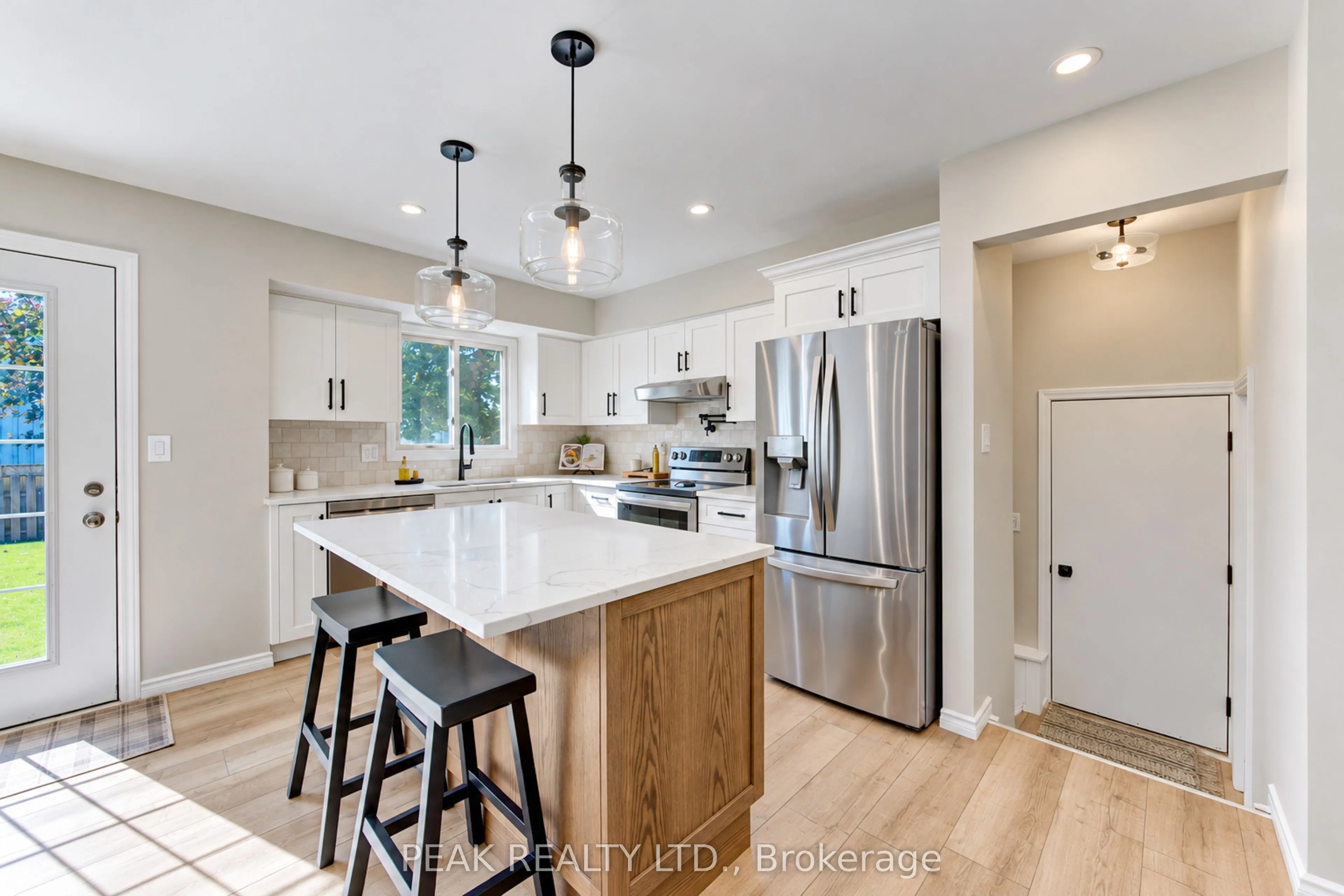 23 Jacob Street W