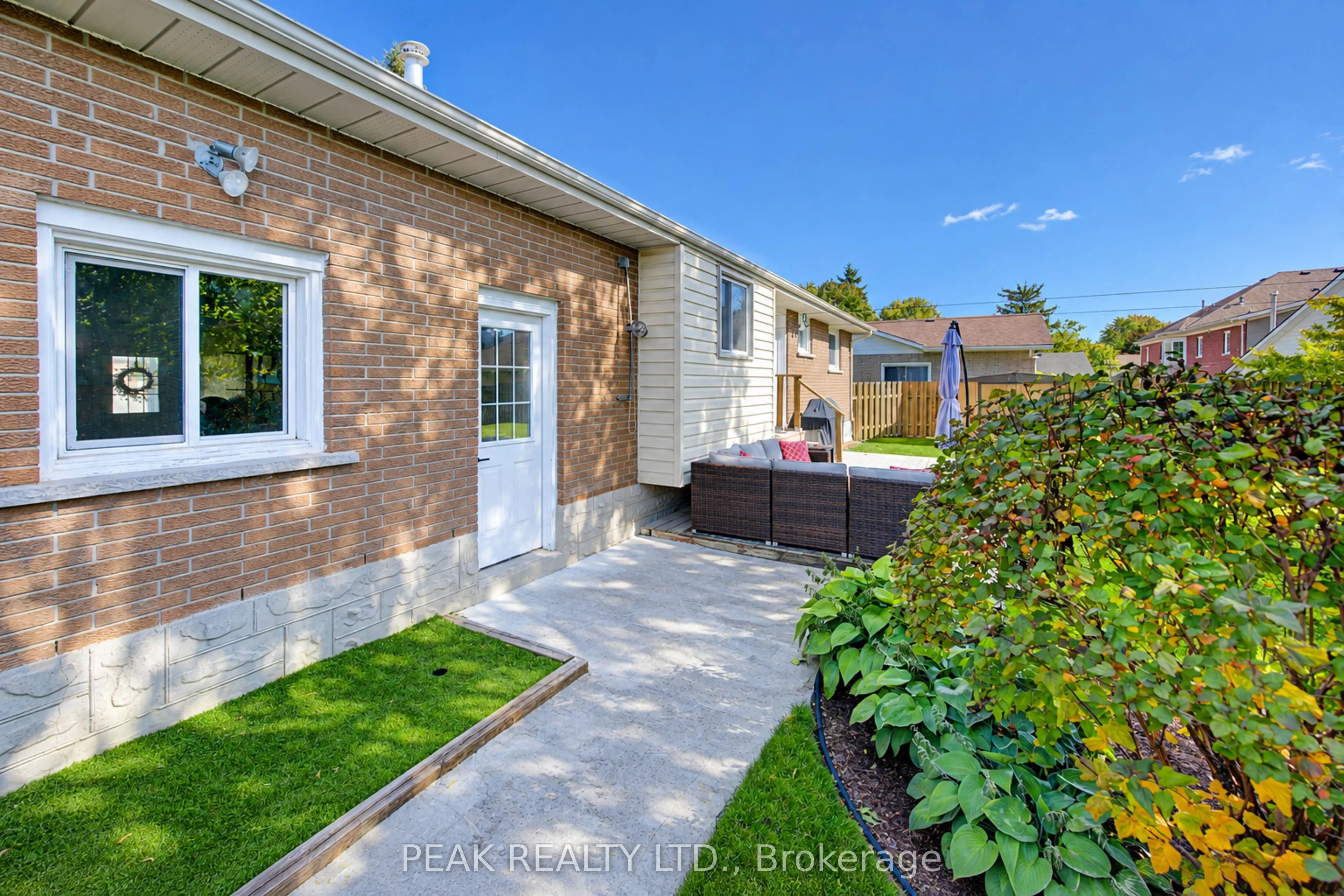 23 Jacob Street W