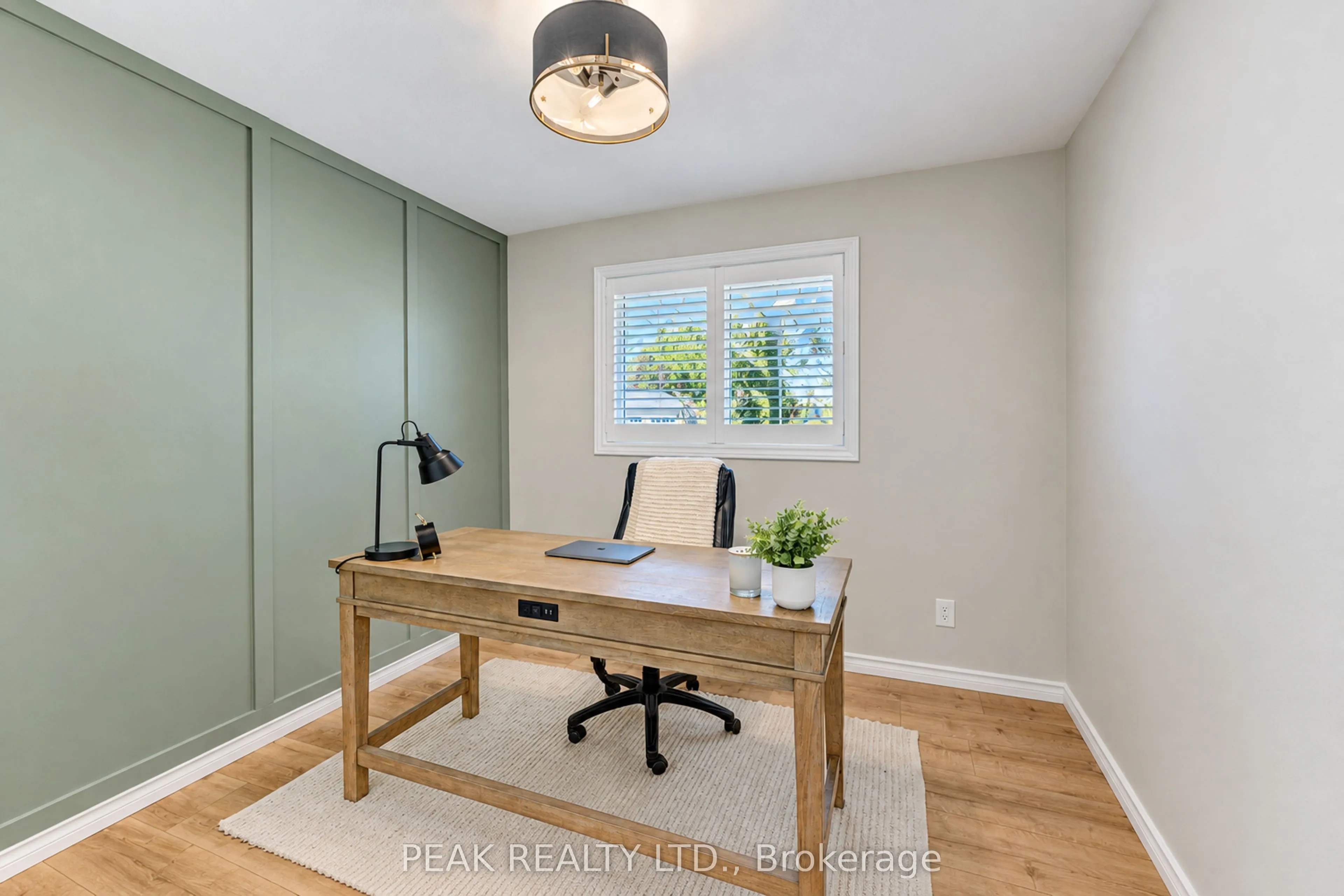 23 Jacob Street W