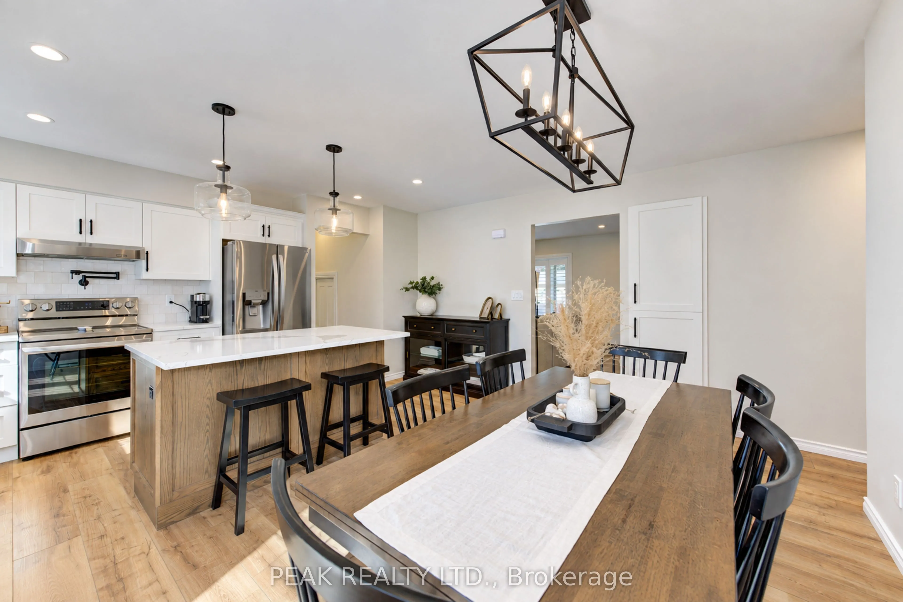 23 Jacob Street W