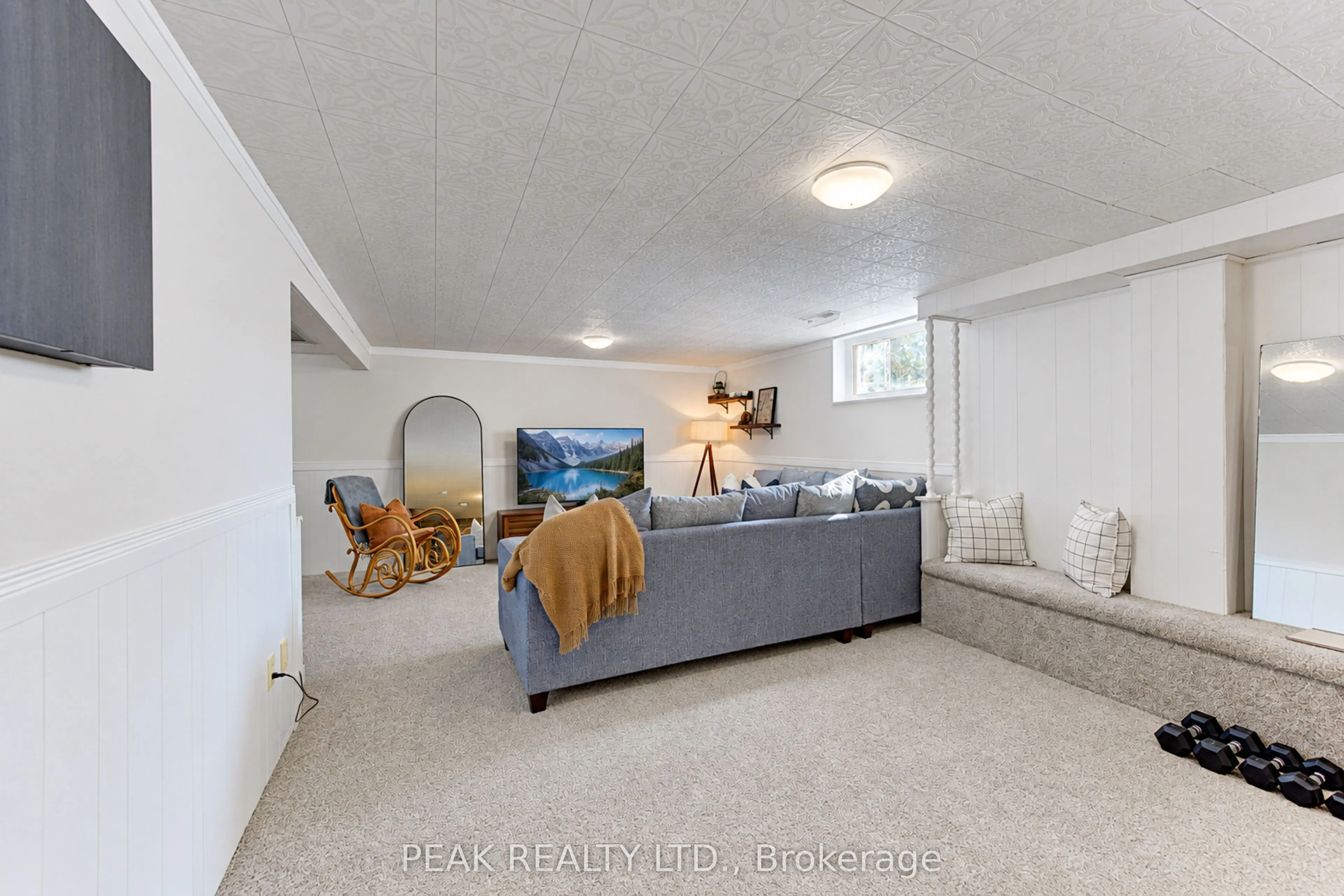 23 Jacob Street W