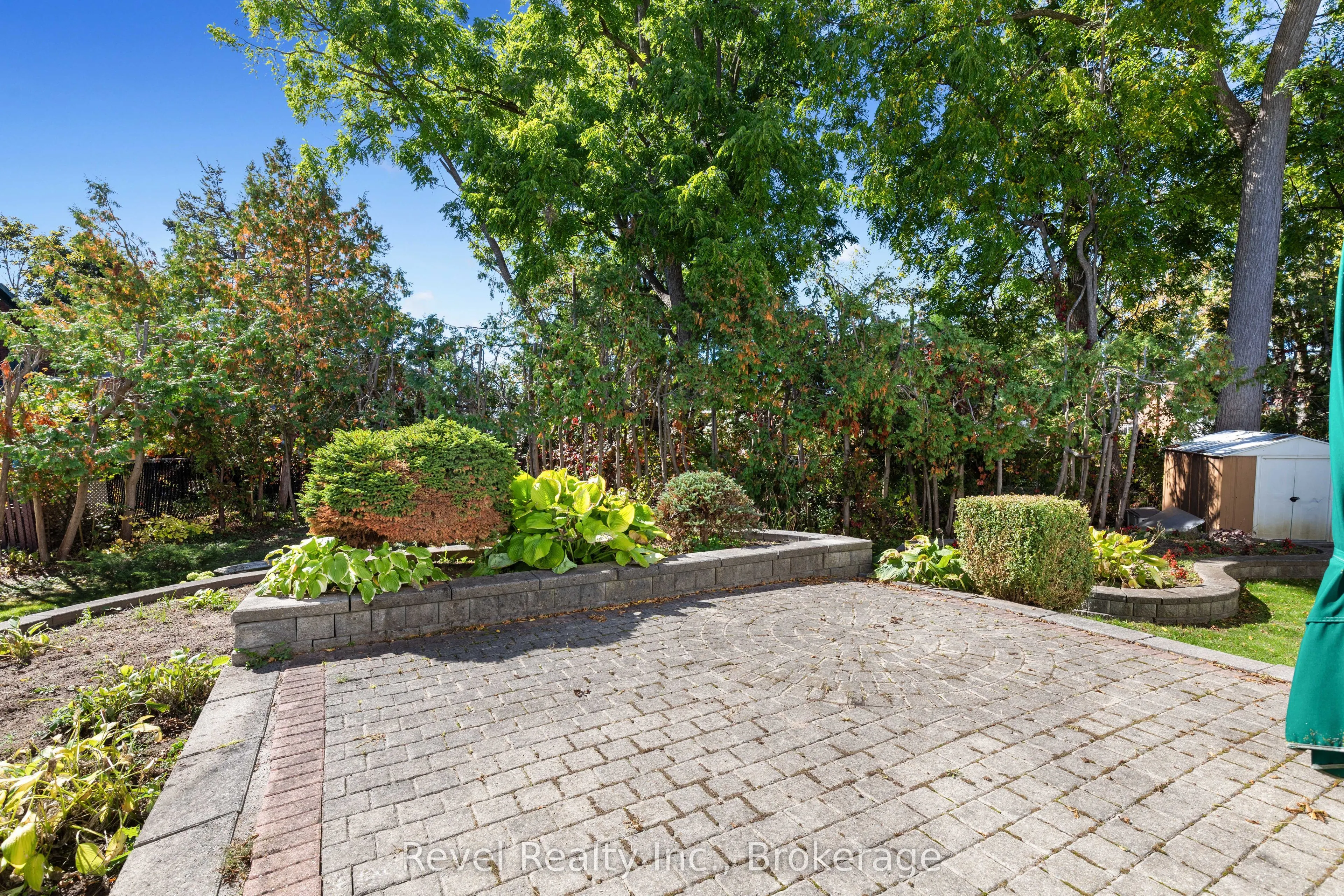 13 Sylvan Crescent