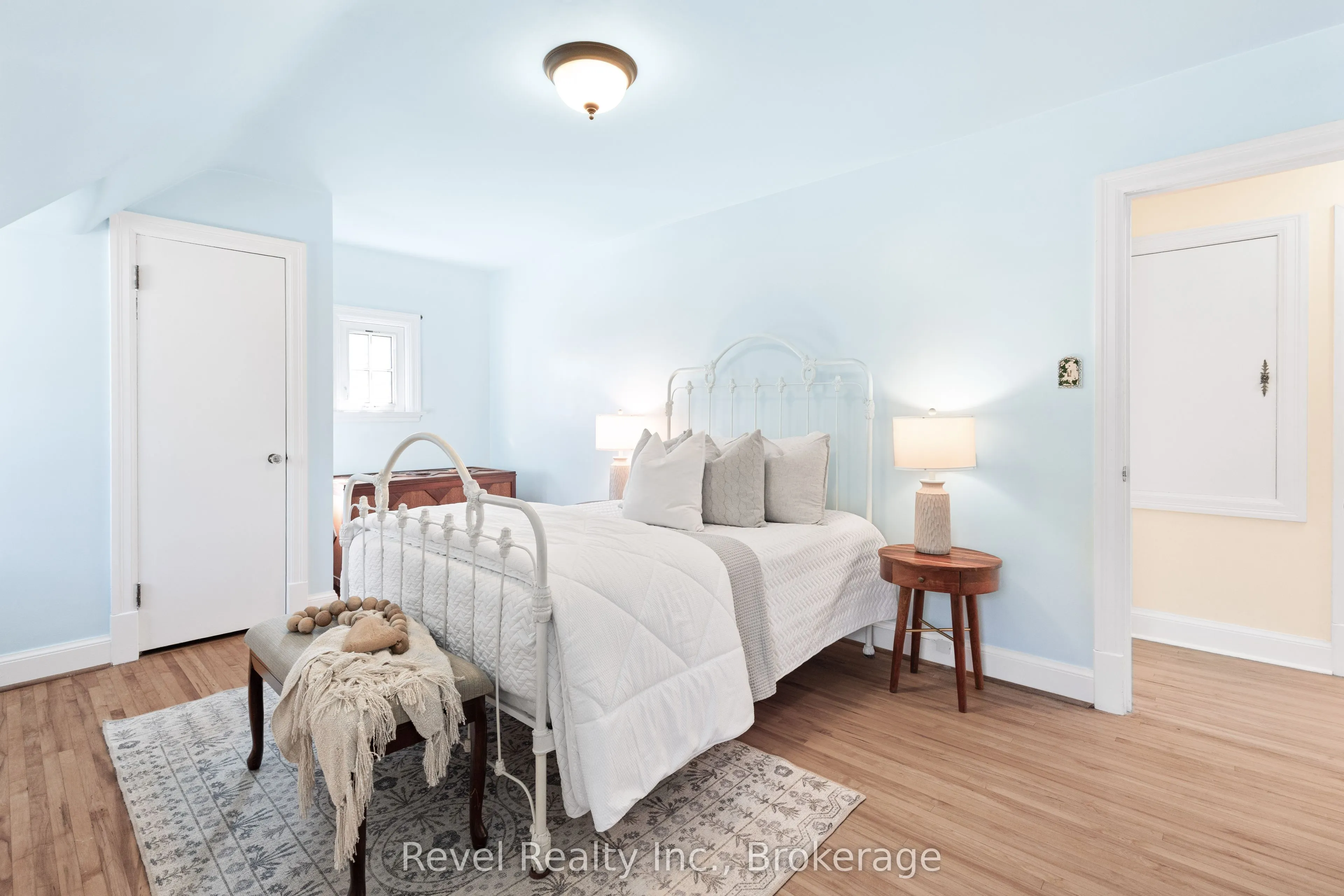 13 Sylvan Crescent