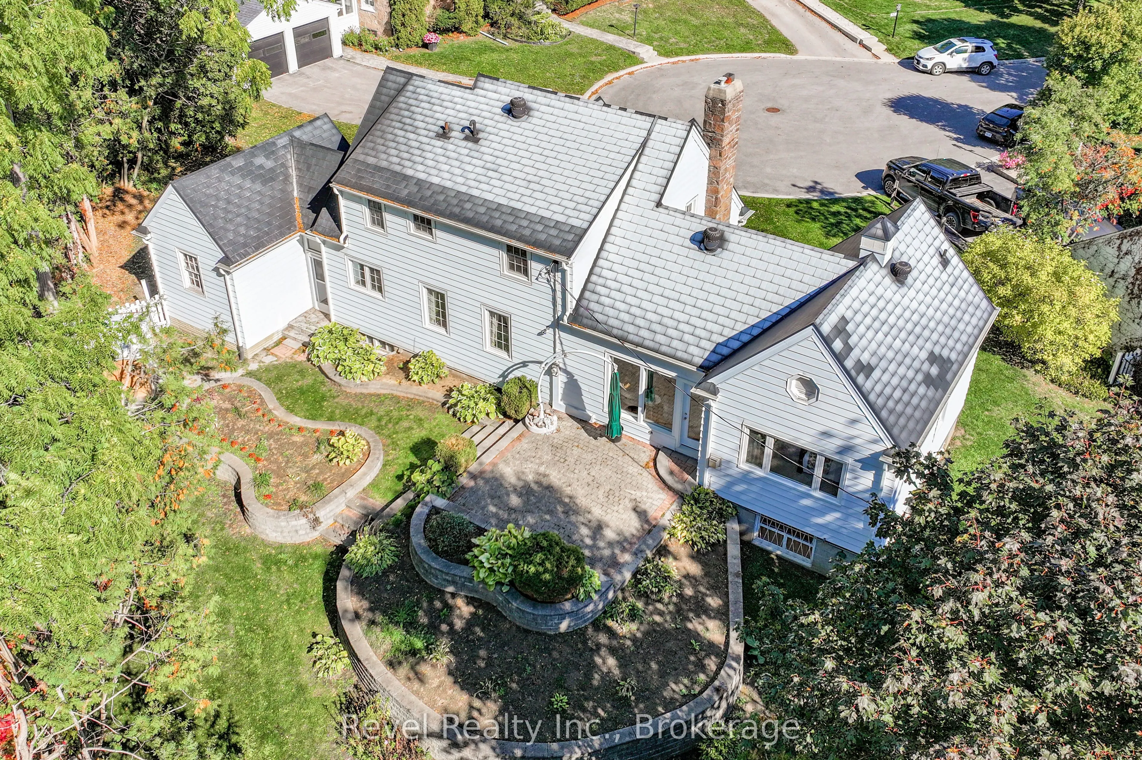 13 Sylvan Crescent