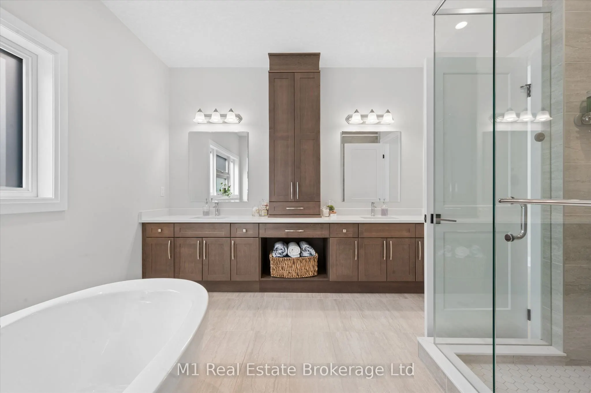 545 Bridgemill Crescent