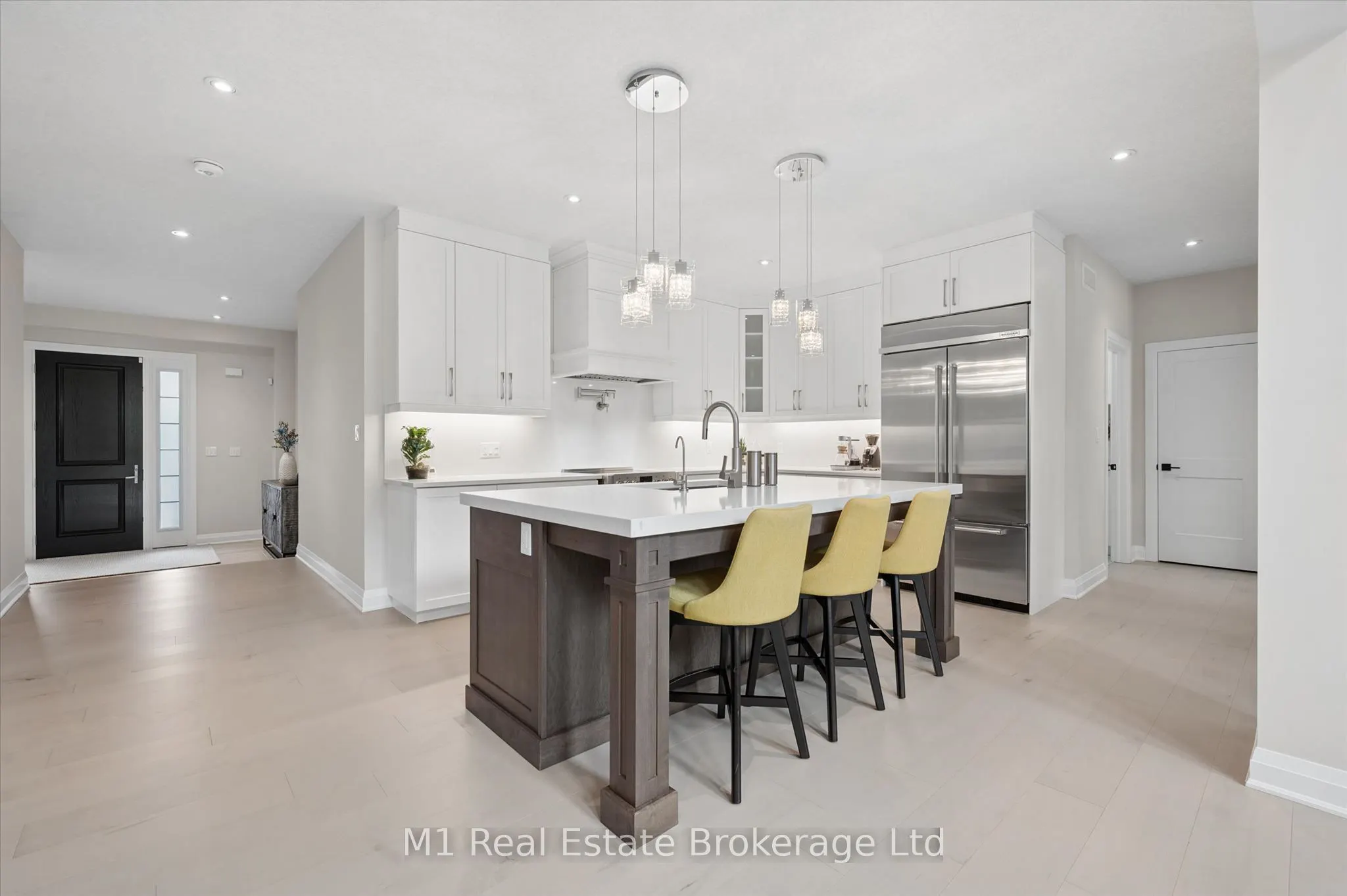 545 Bridgemill Crescent