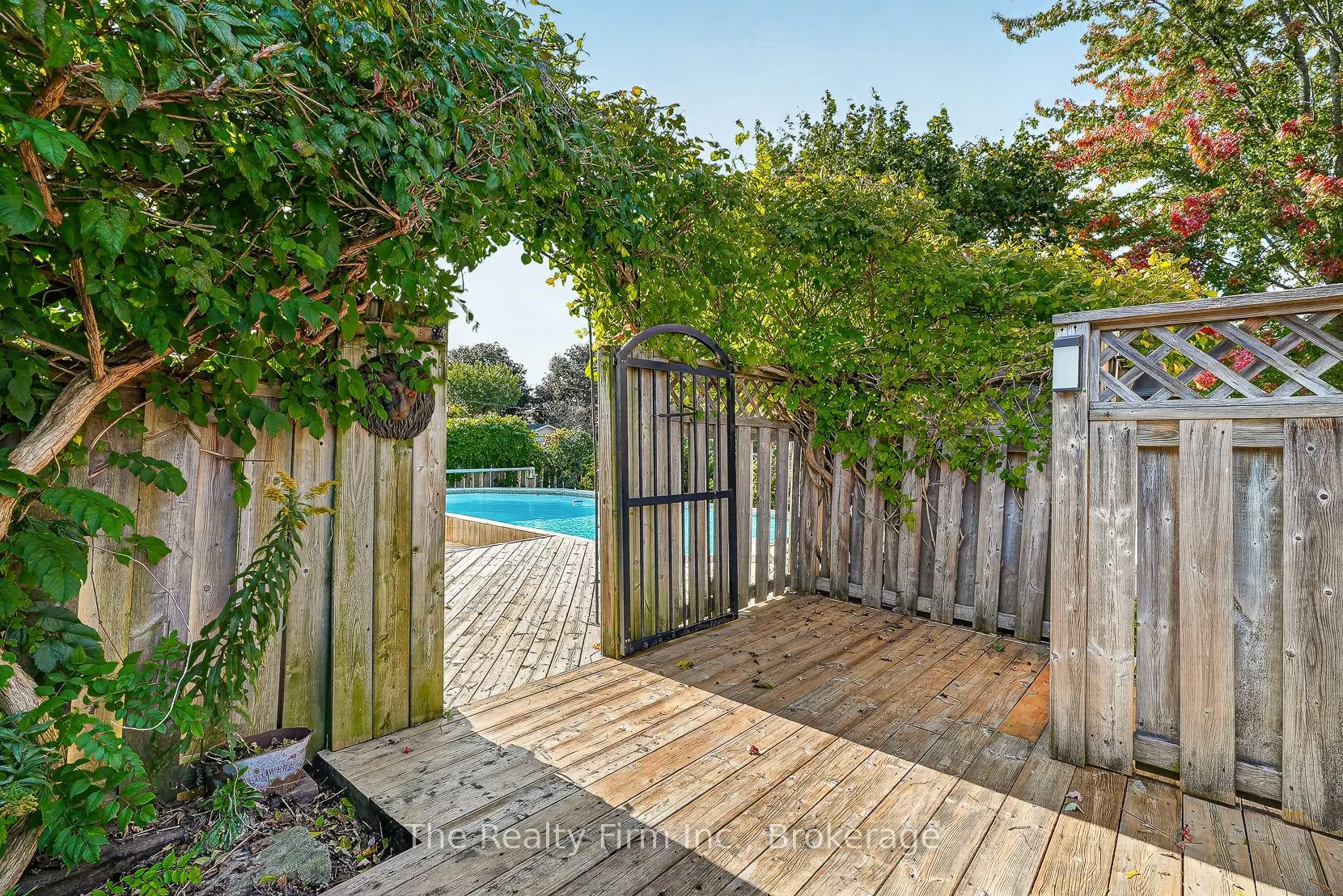 2 Greenwood Road