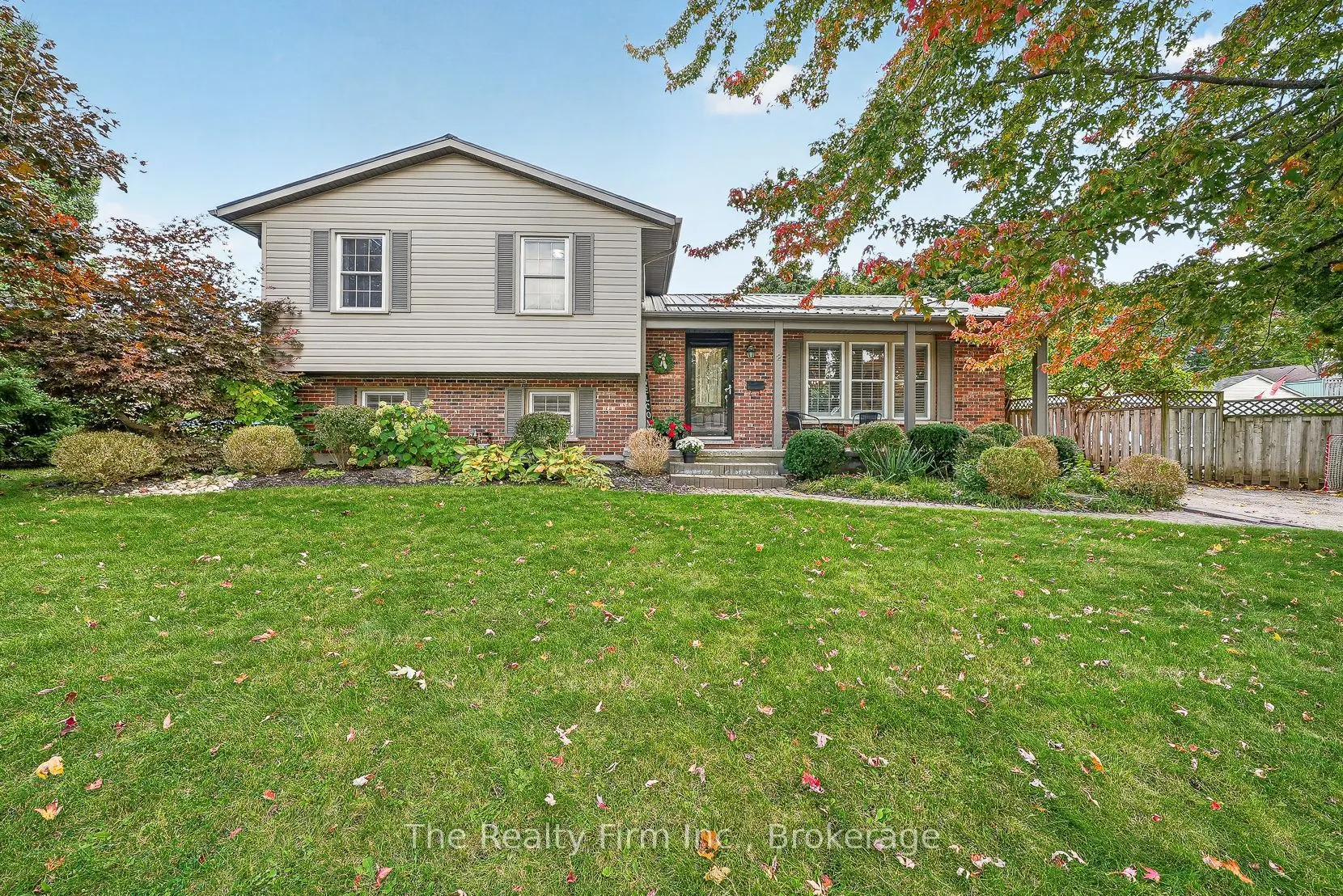 2 Greenwood Road