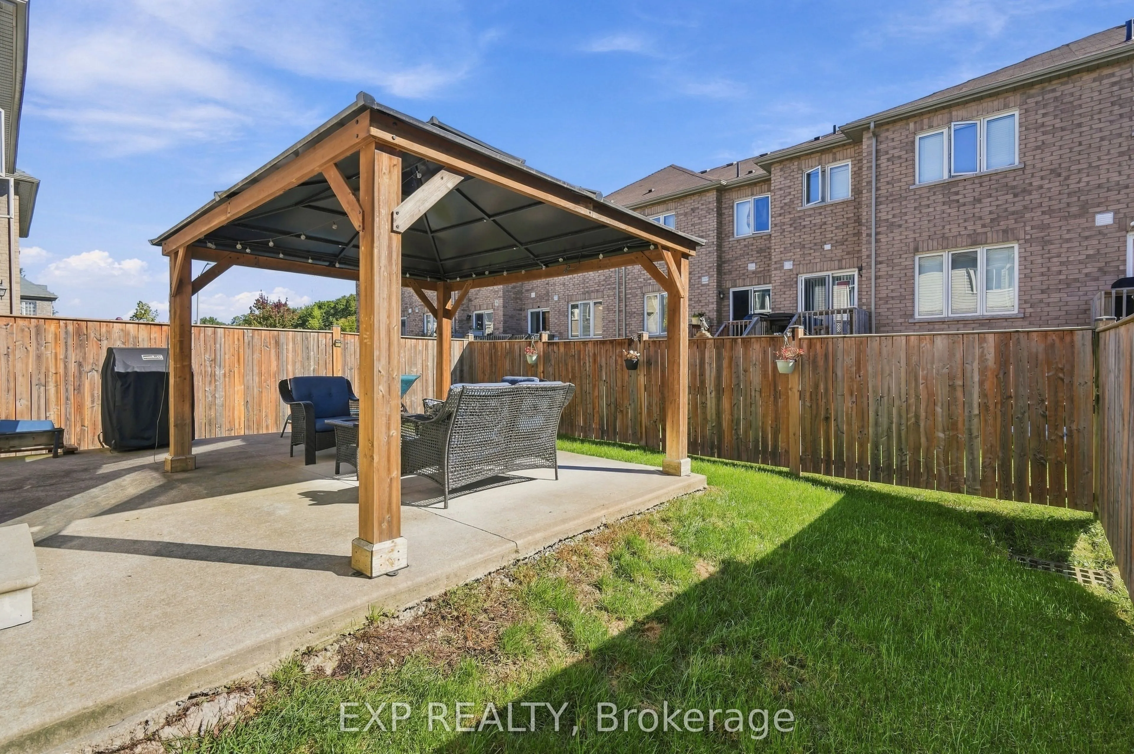 7720 Shadbush Lane