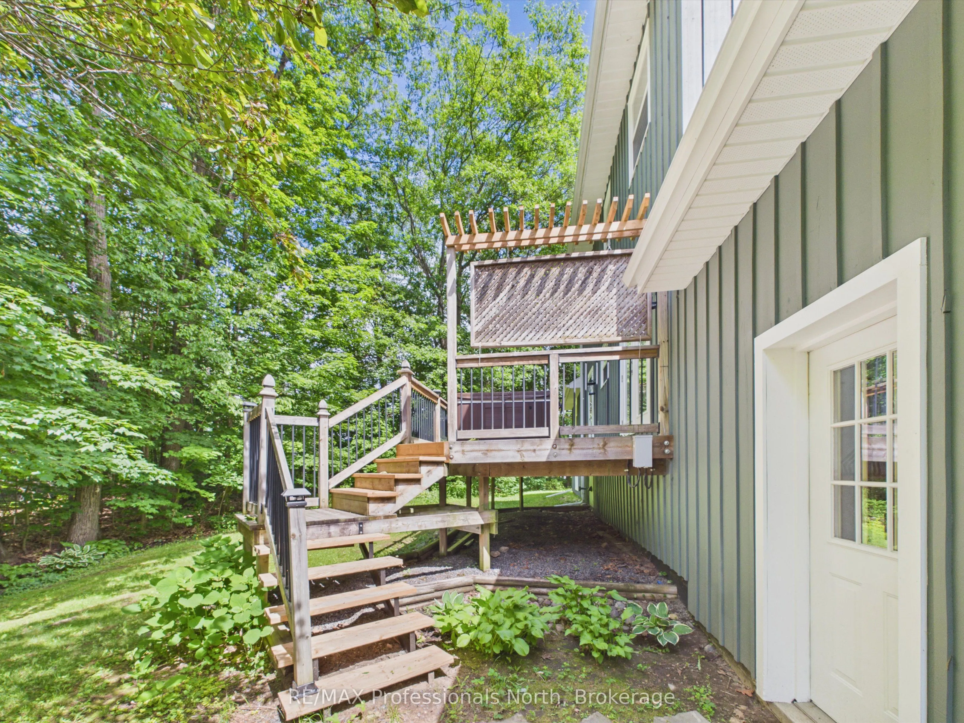 1130 Cedar Lane