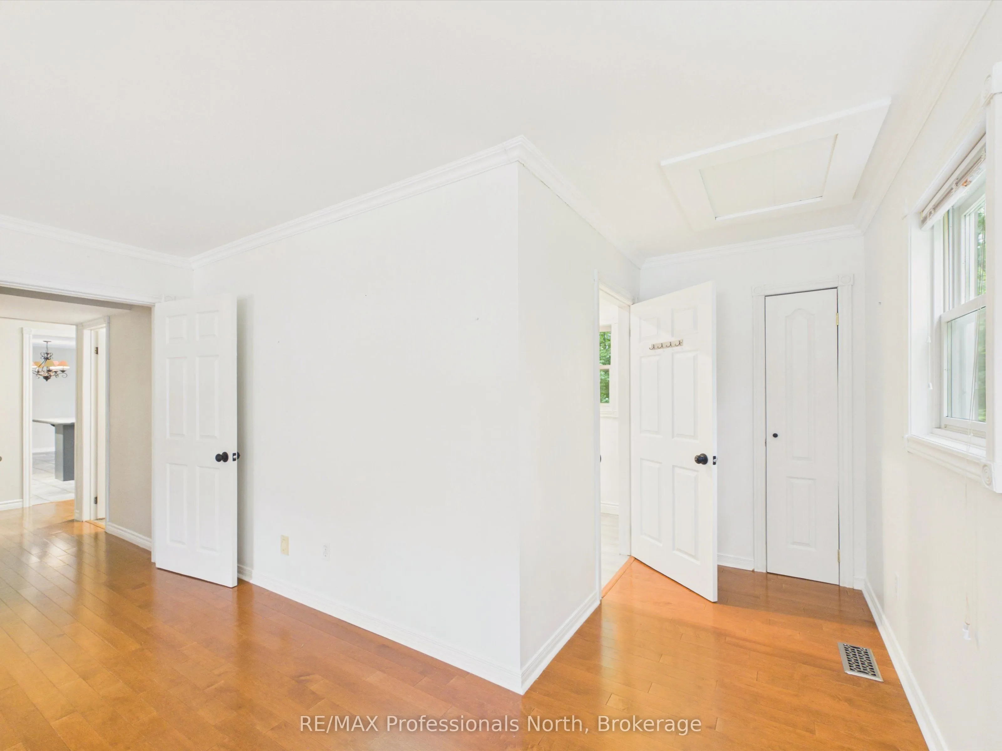 1130 Cedar Lane