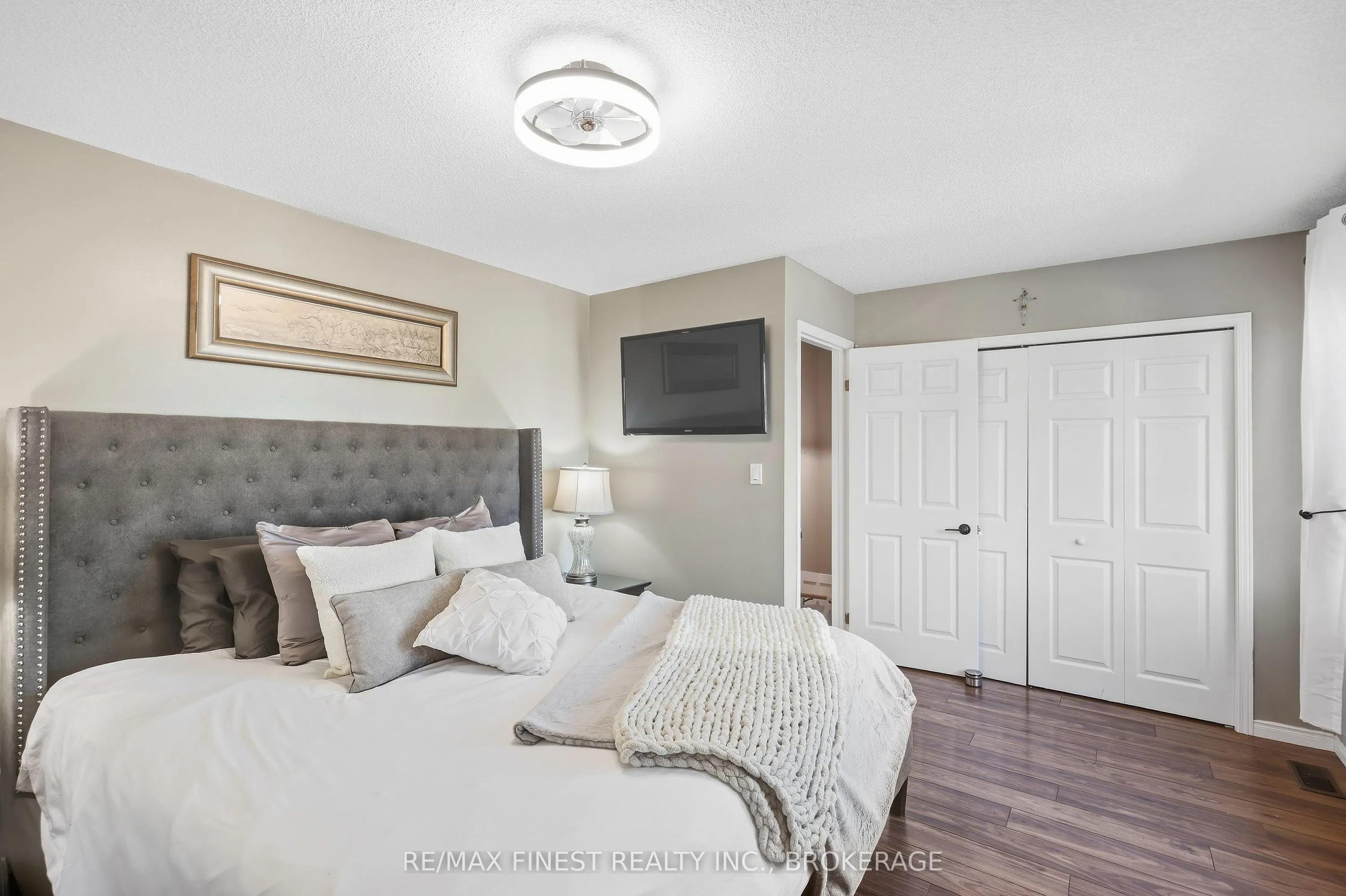 1377 BRACKENWOOD Crescent