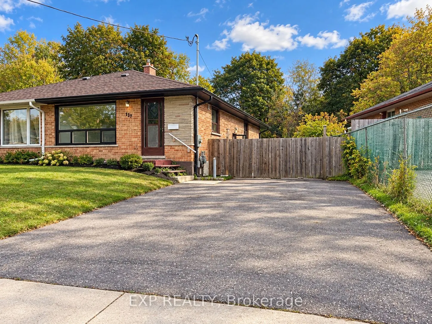 117 Waverley Drive #Lower