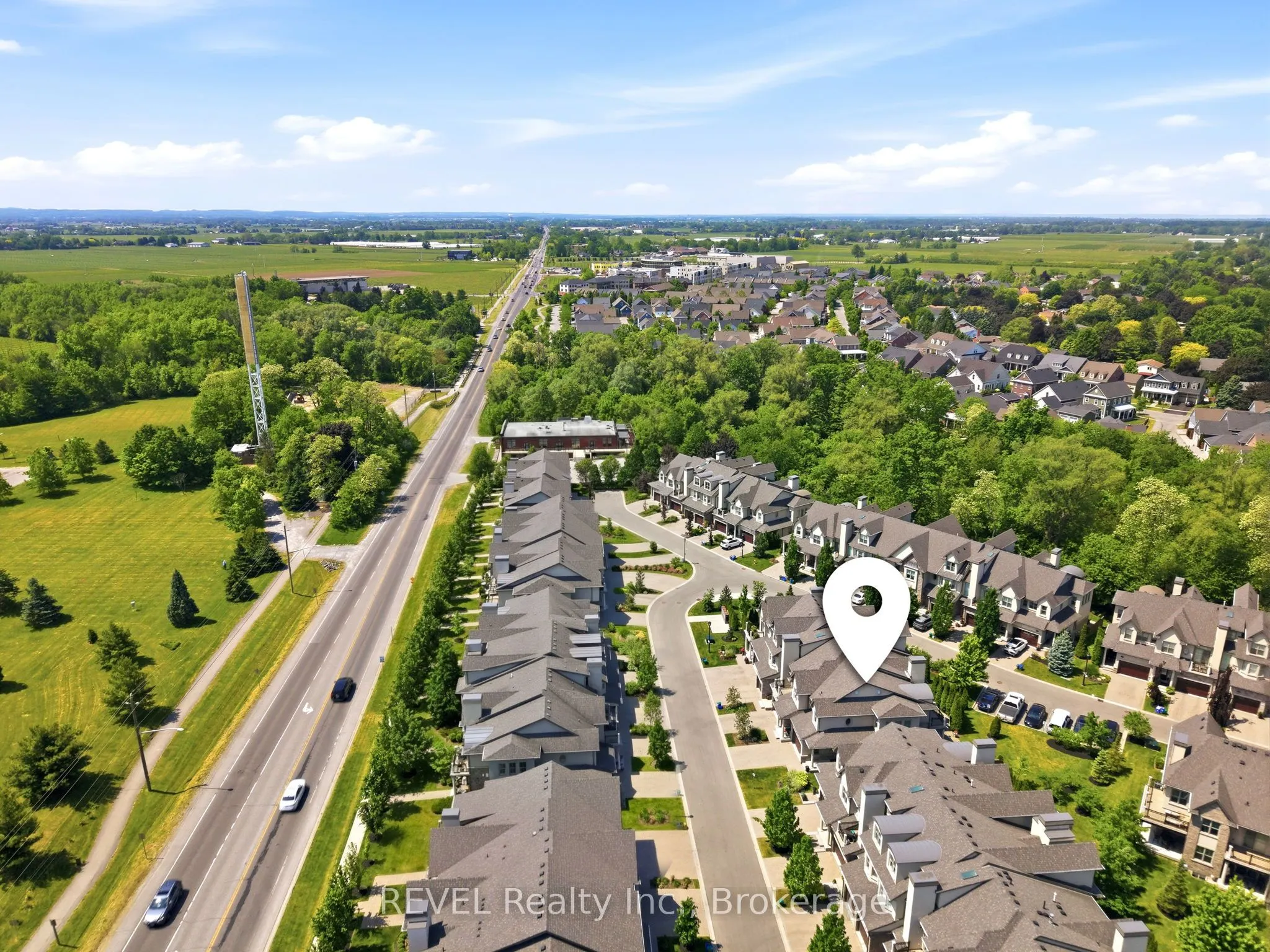 14 St. Andrews Lane S #S14