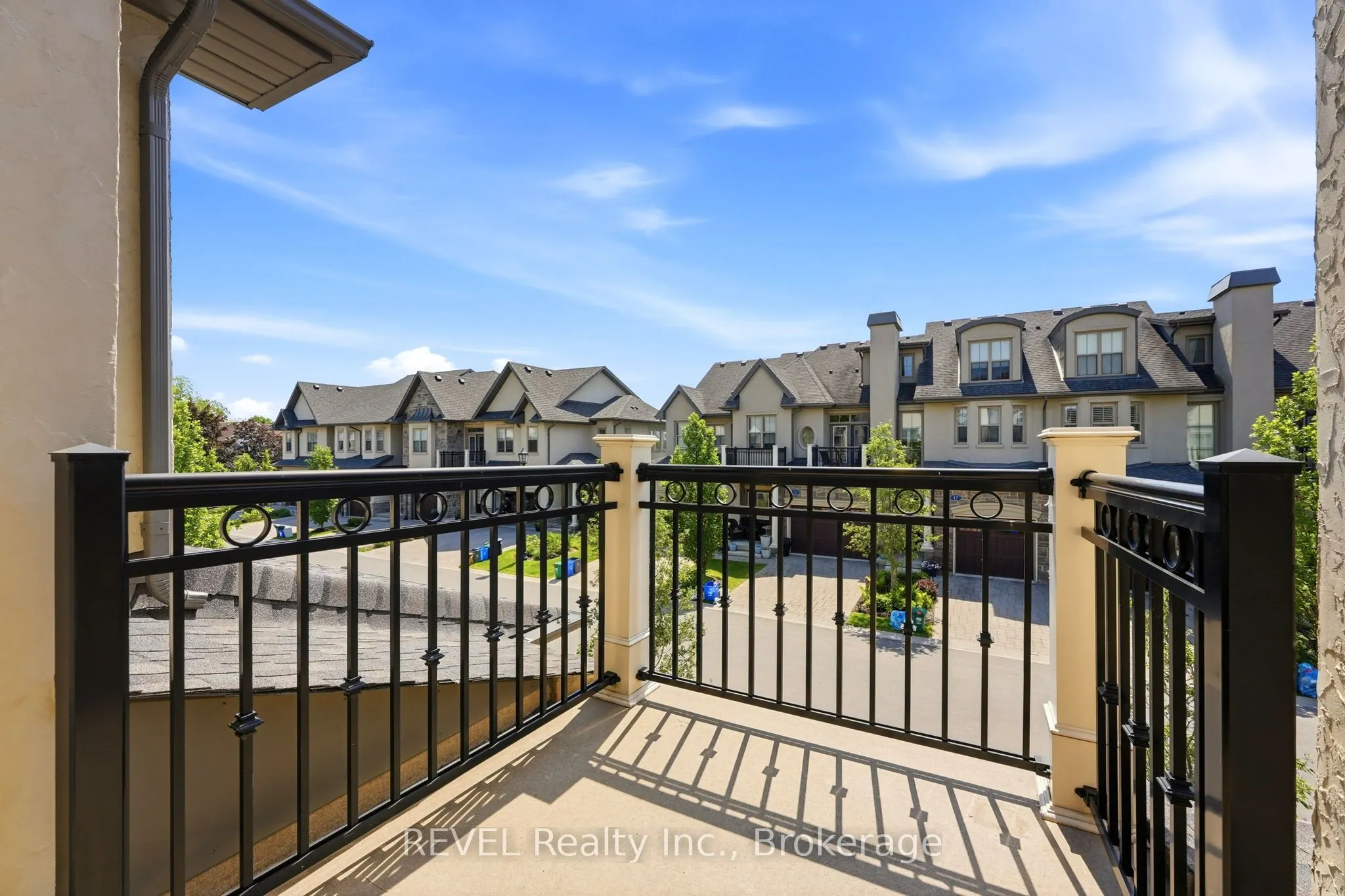 14 St. Andrews Lane S #S14