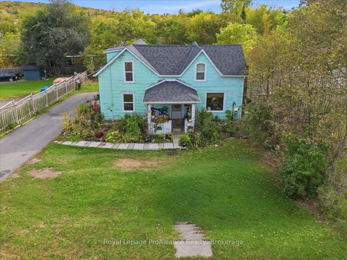 193 Bridge Street W