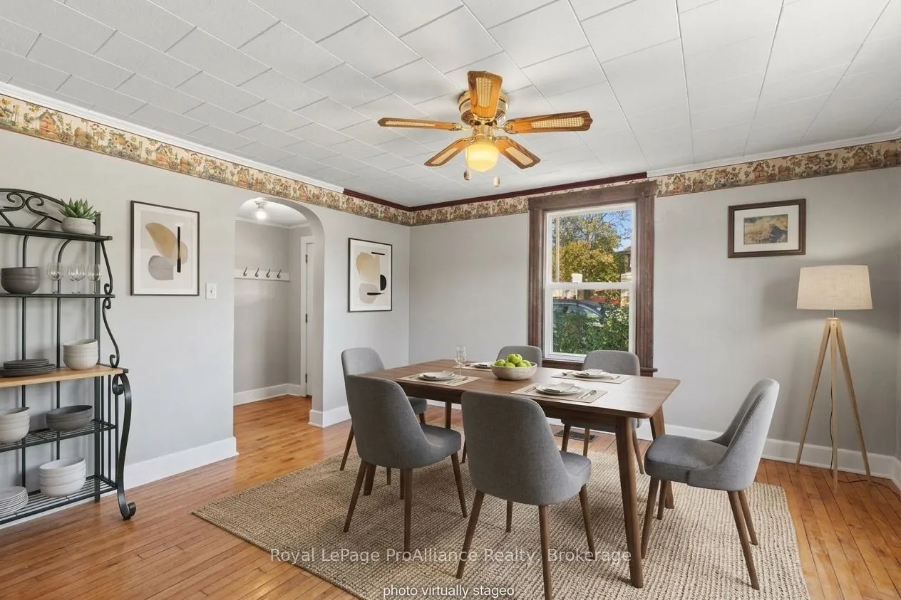 193 Bridge Street W