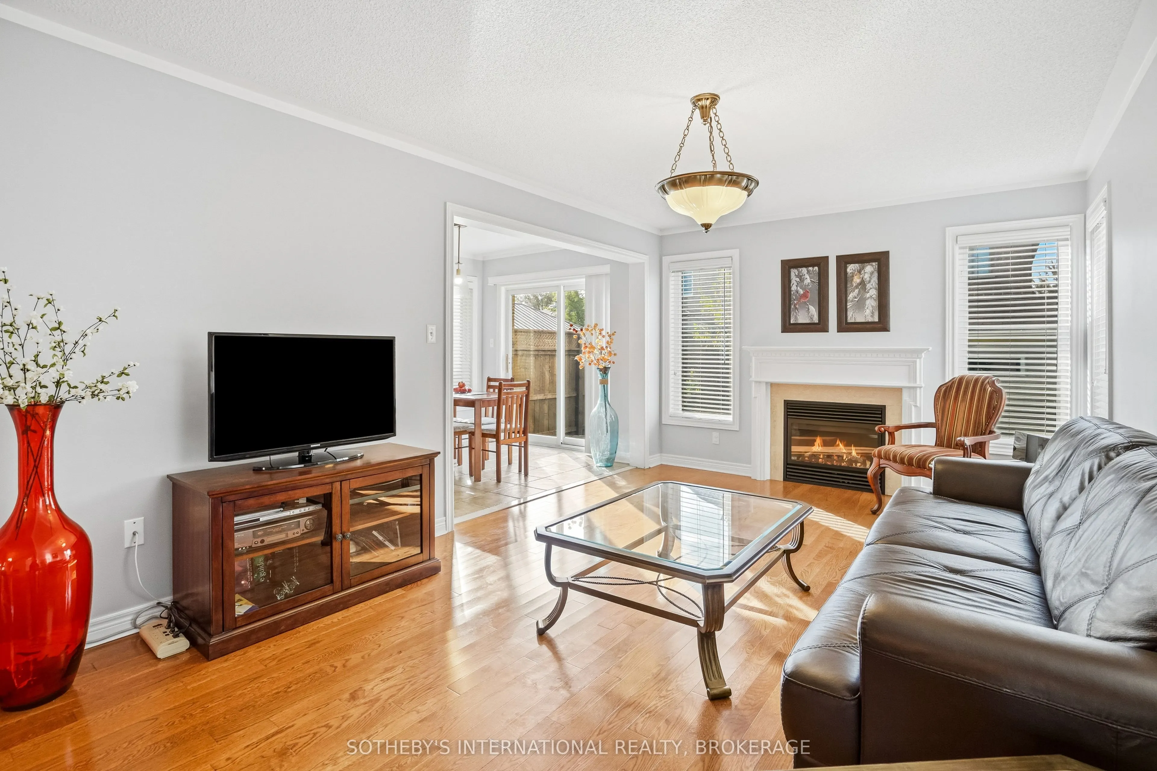 4 Alex Grant Place