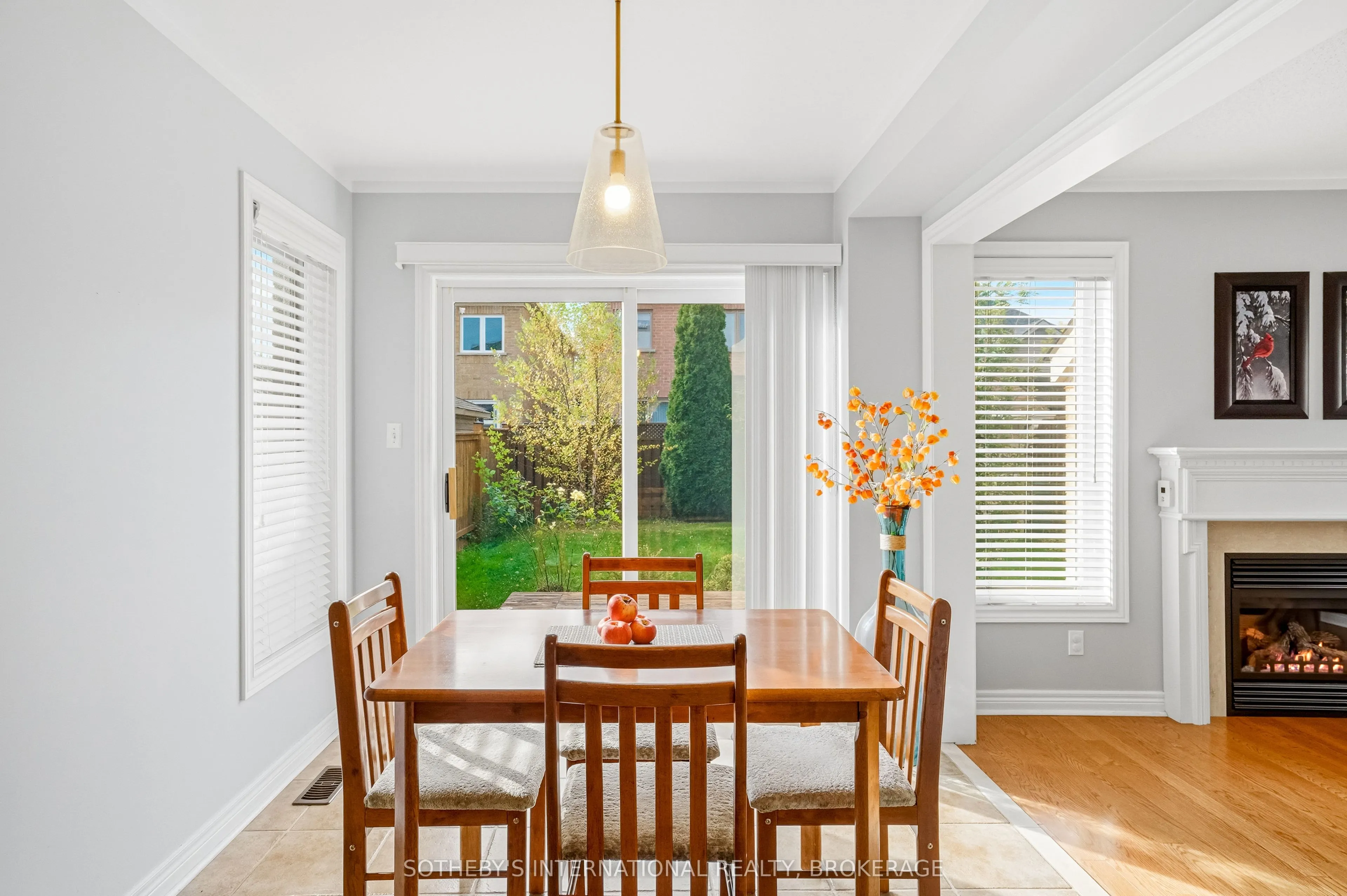 4 Alex Grant Place