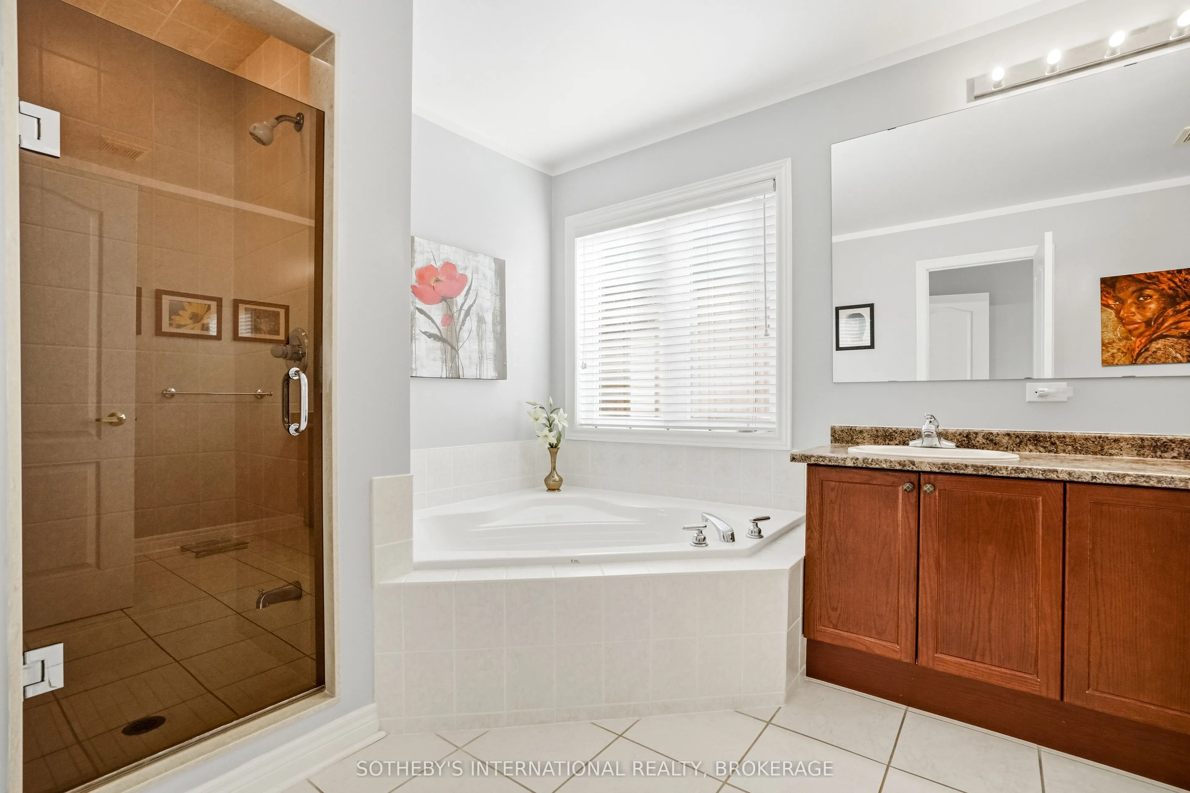 4 Alex Grant Place