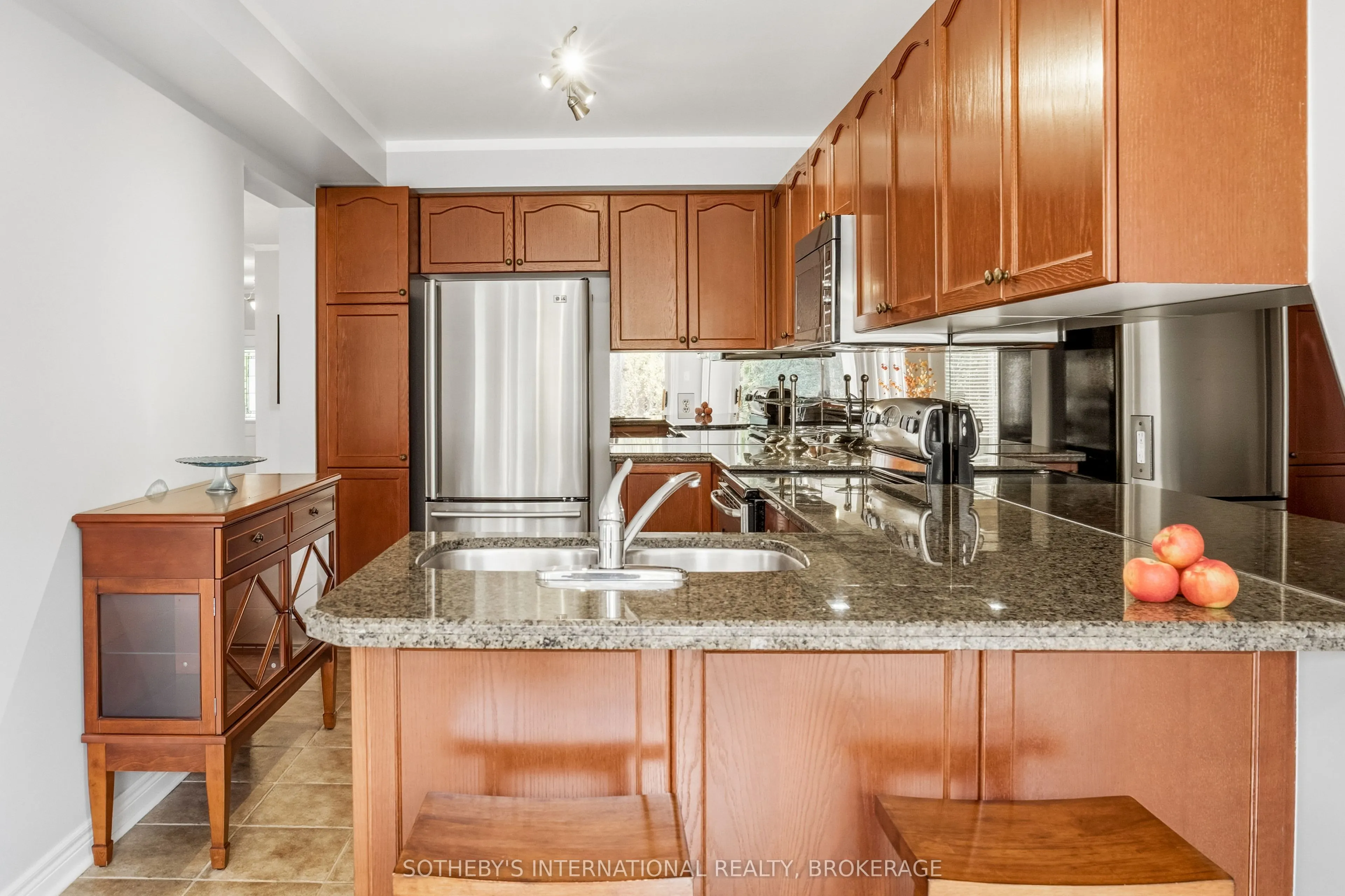 4 Alex Grant Place