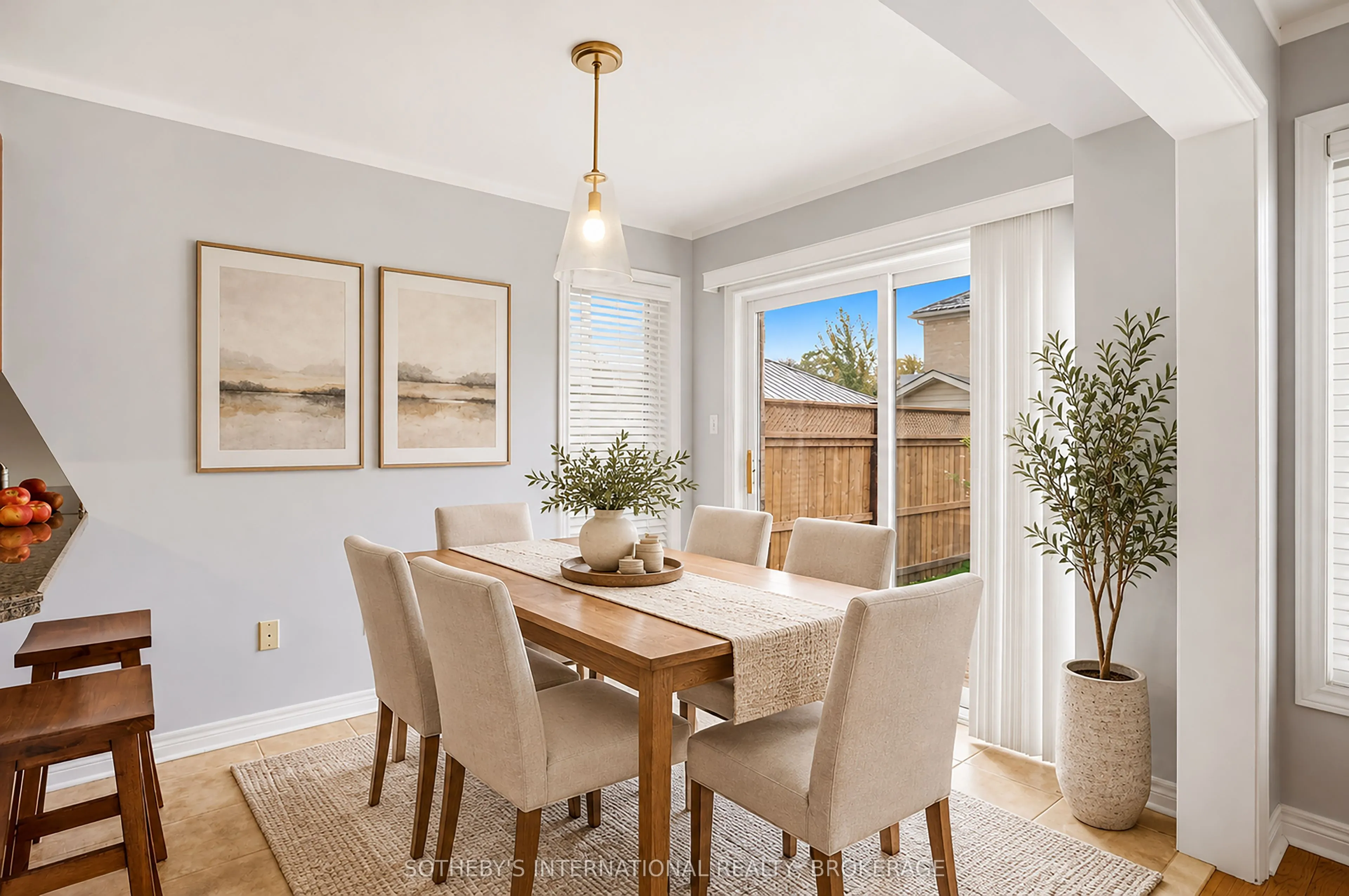 4 Alex Grant Place