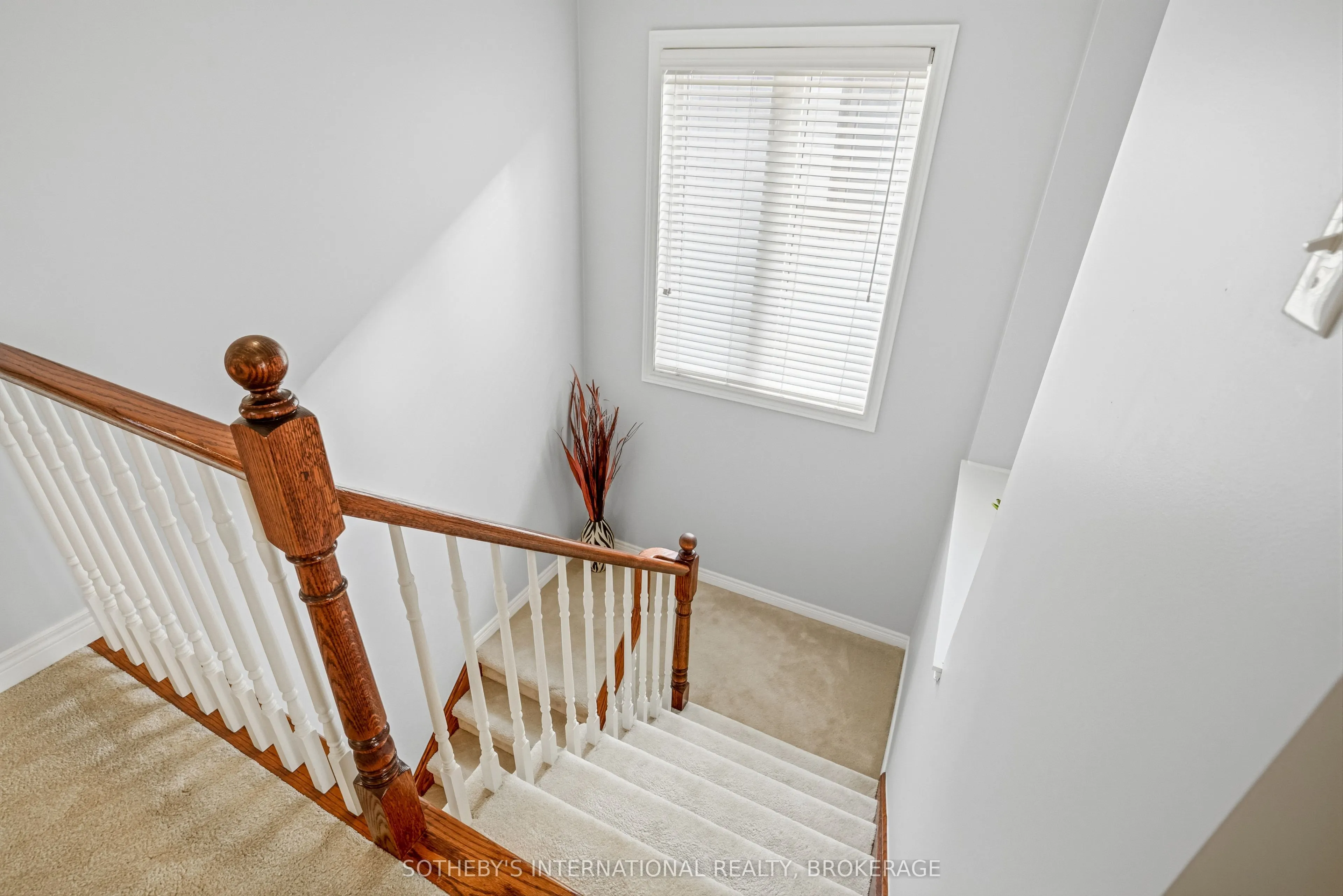 4 Alex Grant Place