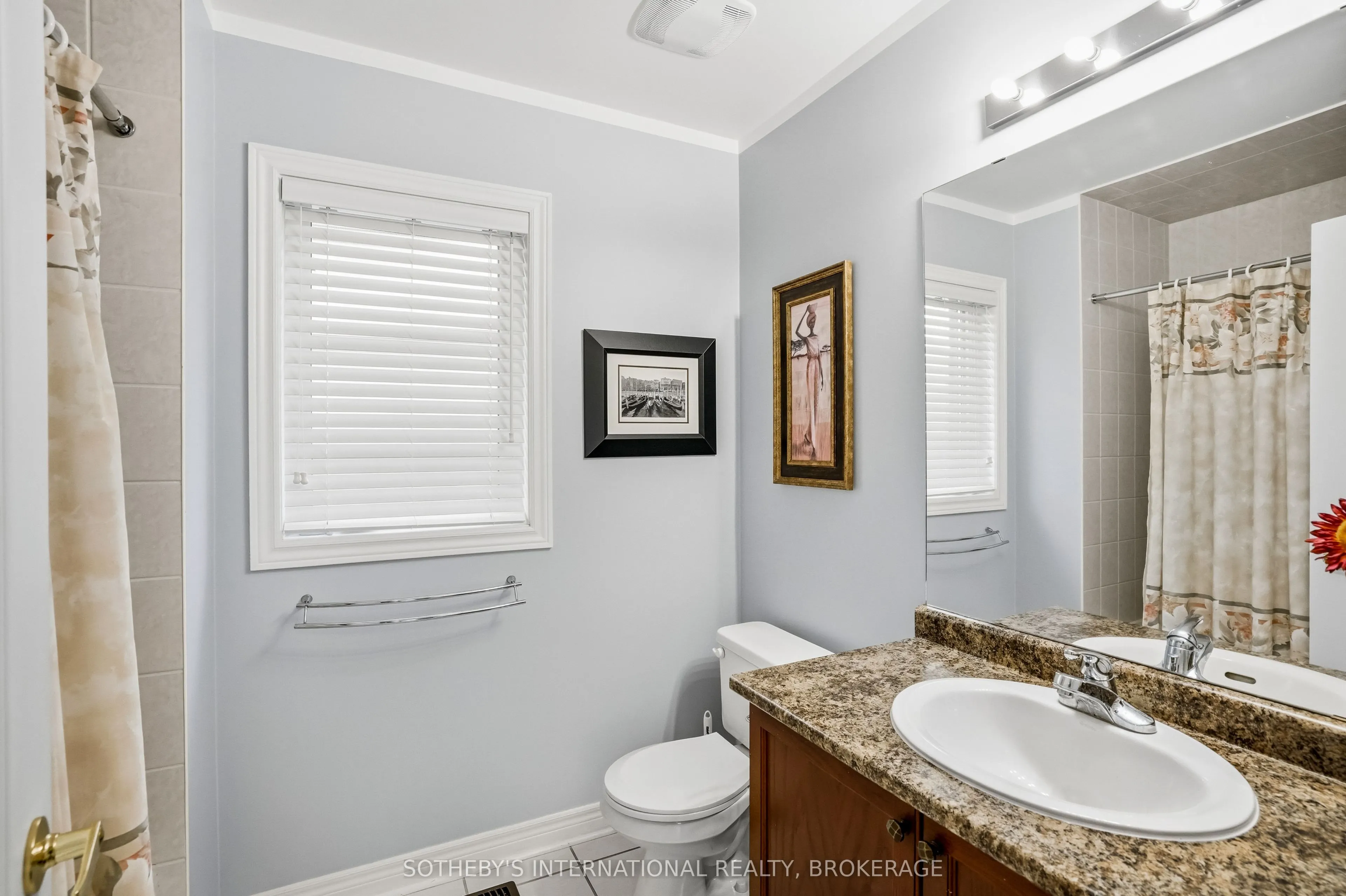 4 Alex Grant Place