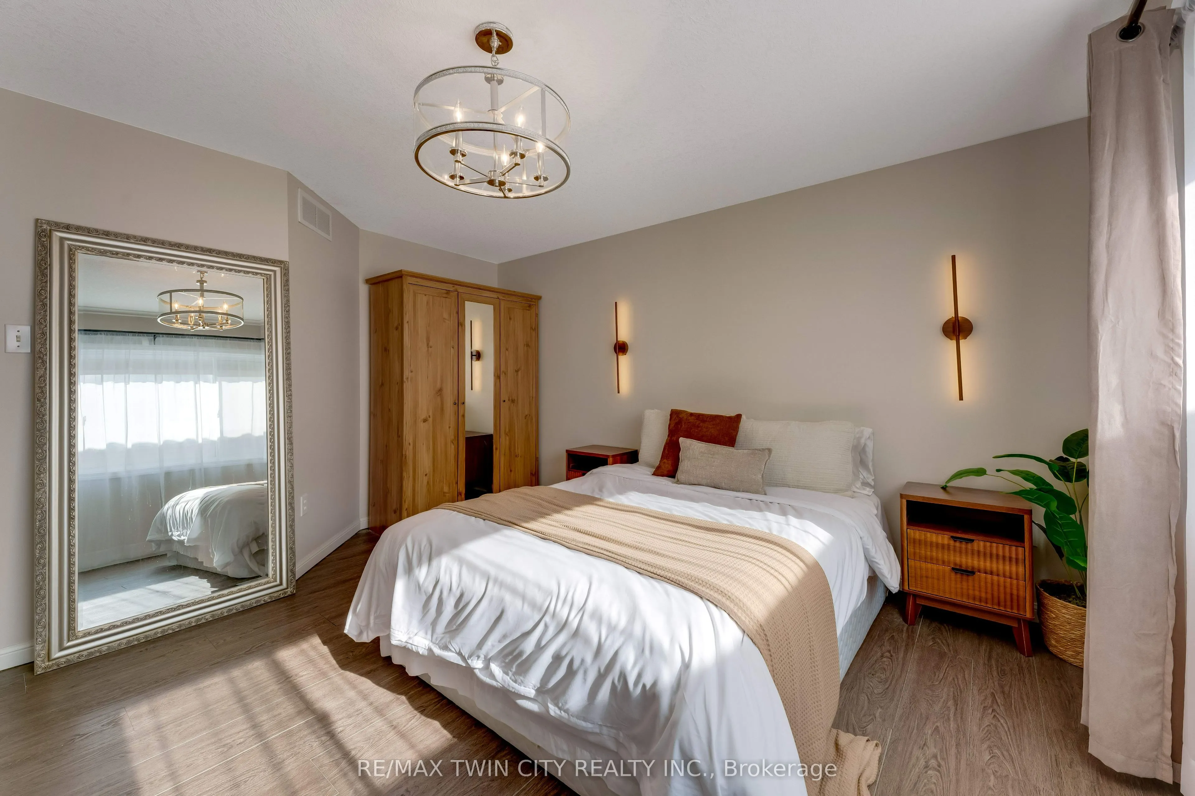 268 Keewatin Avenue